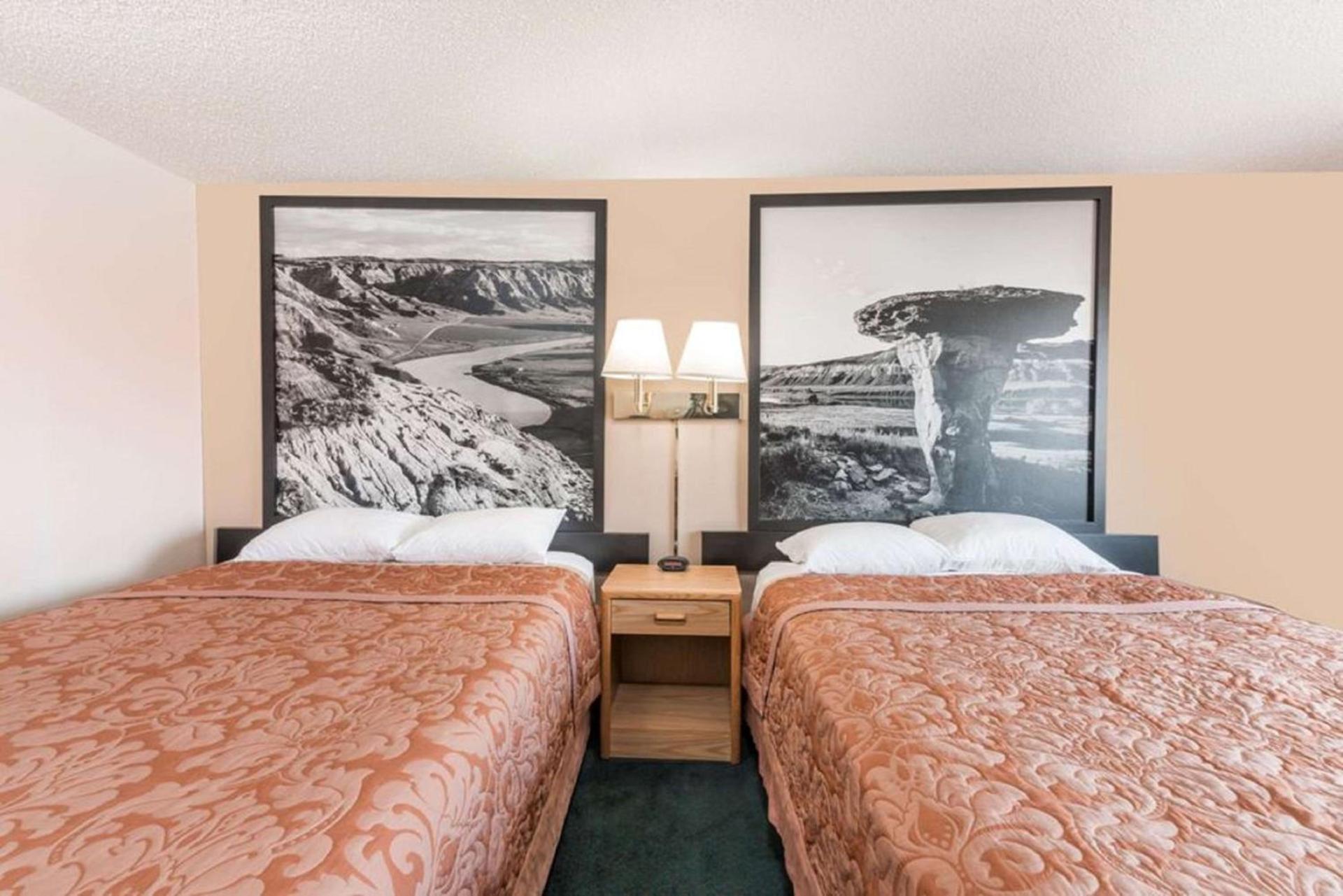 Glendive Lodge photo 4