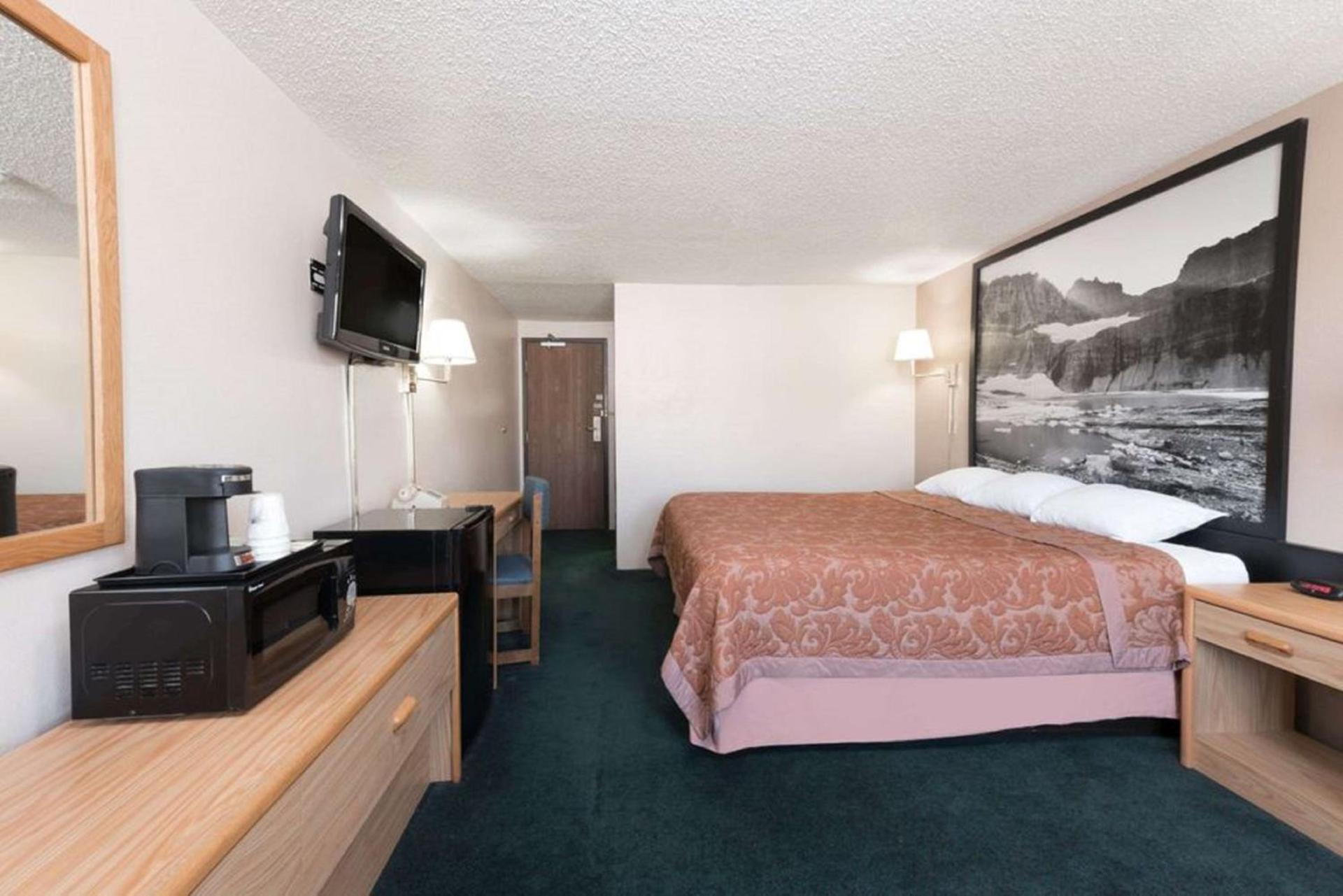Glendive Lodge photo 11