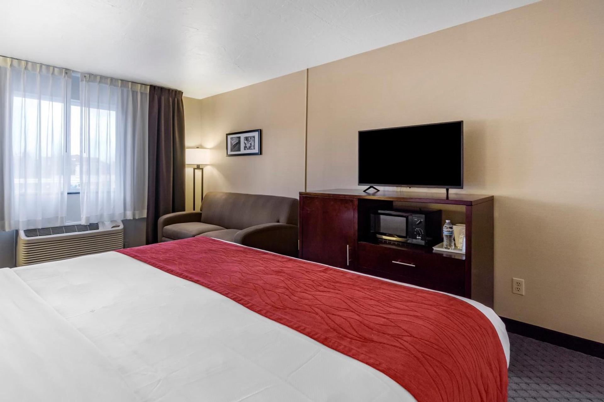 Comfort Inn Kent - Seattle photo 28
