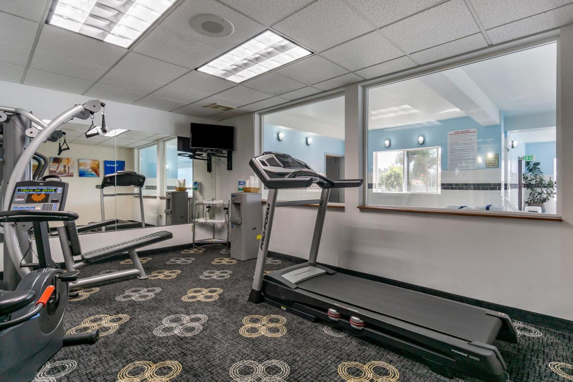 Comfort Inn Kent - Seattle photo 11