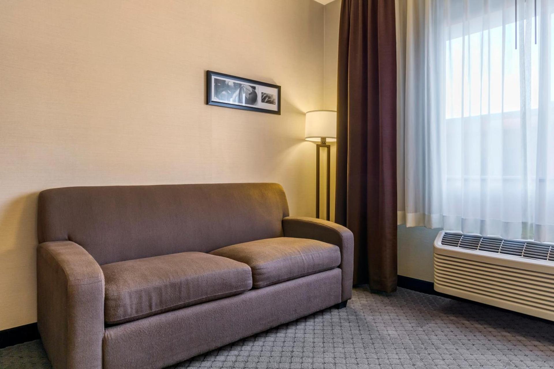 Comfort Inn Kent - Seattle photo 22