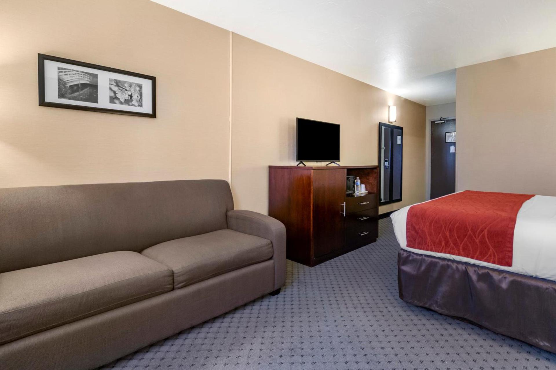 Comfort Inn Kent - Seattle photo 21