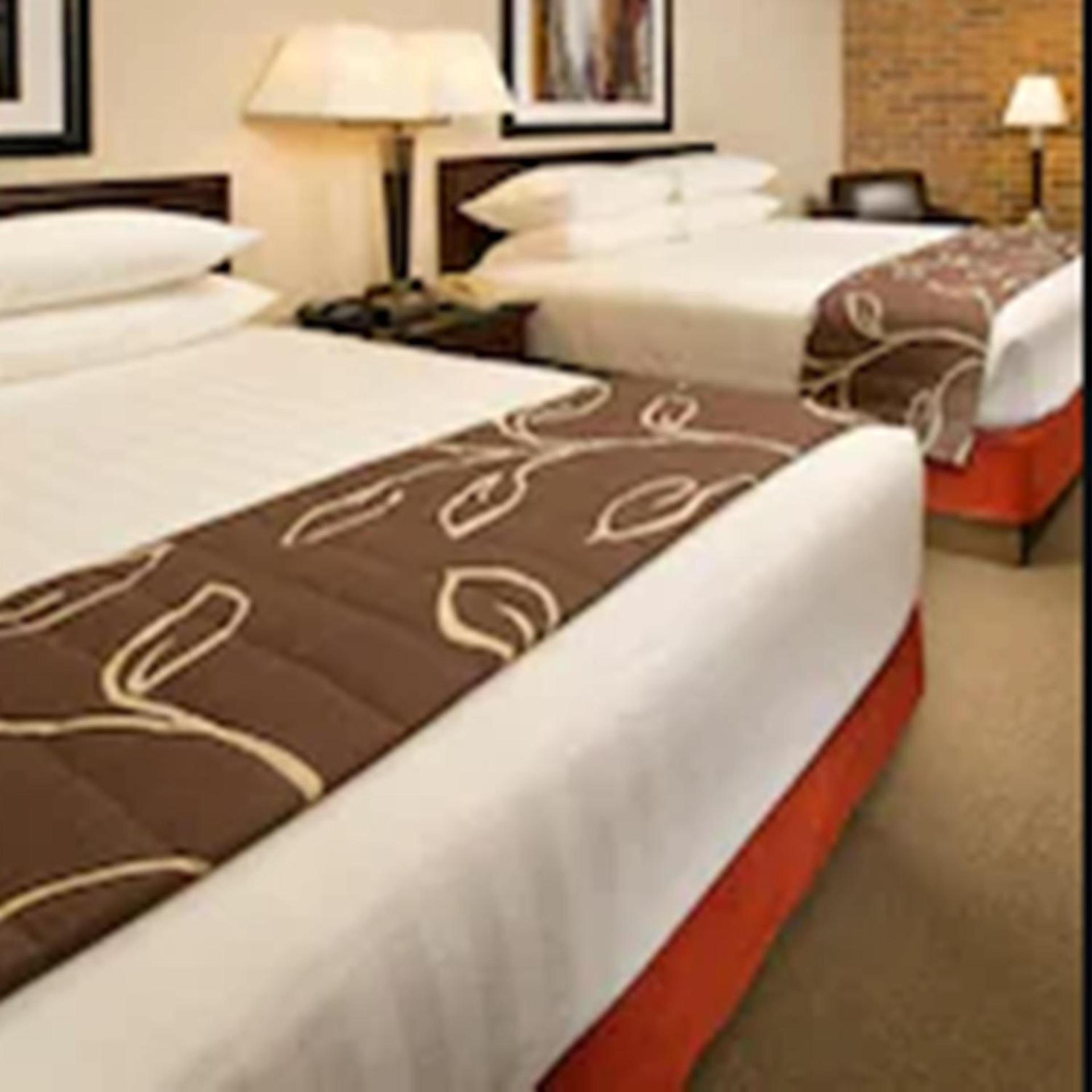 Hotel Lotus Kansas City Merriam photo 12