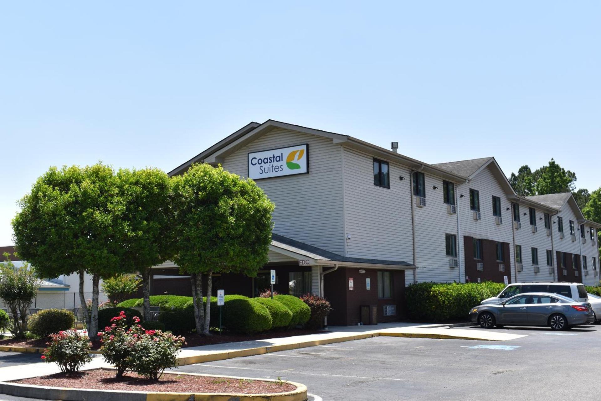 Coastal Inn & Suites photo 15