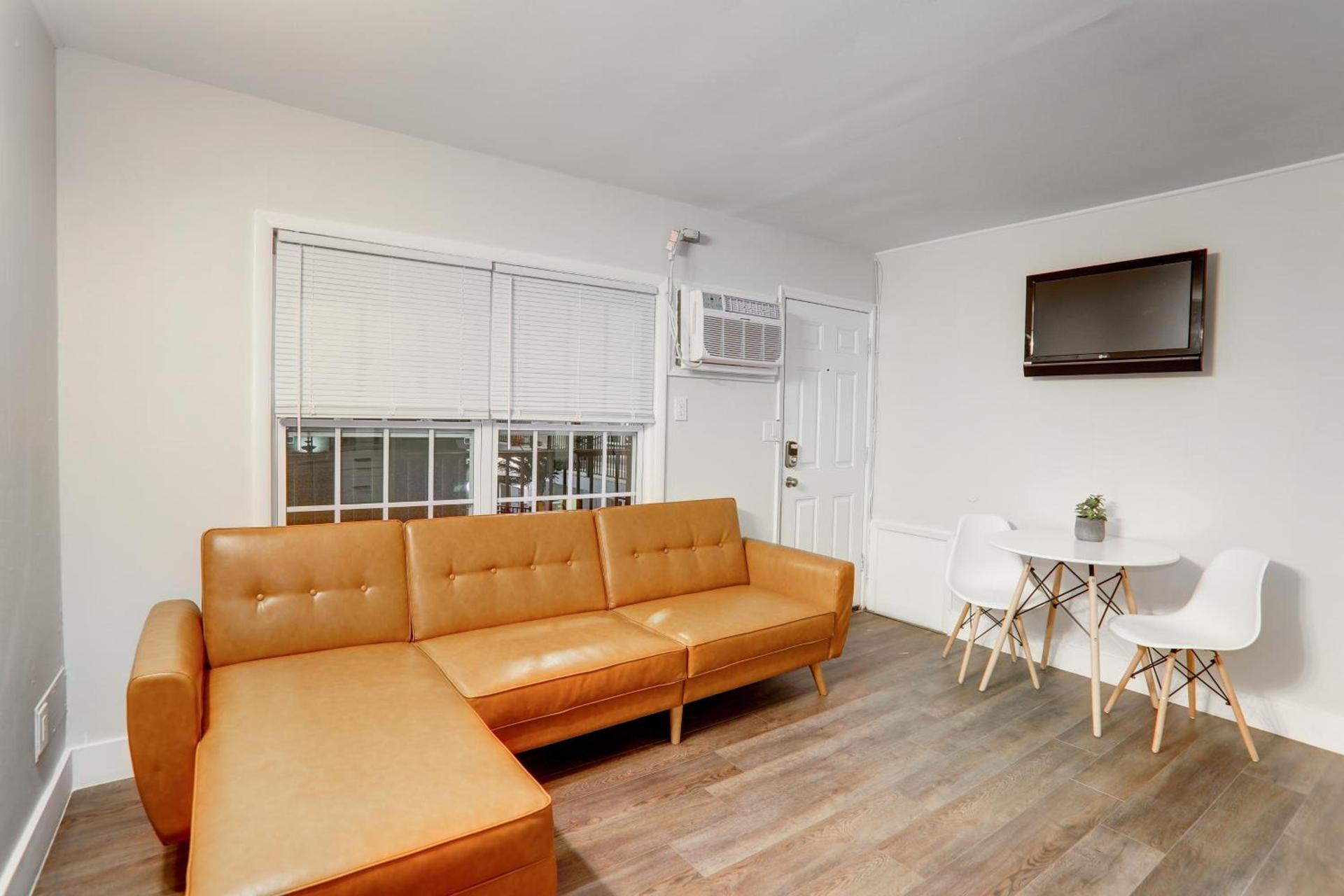 Brooklyn Beach Club photo 89