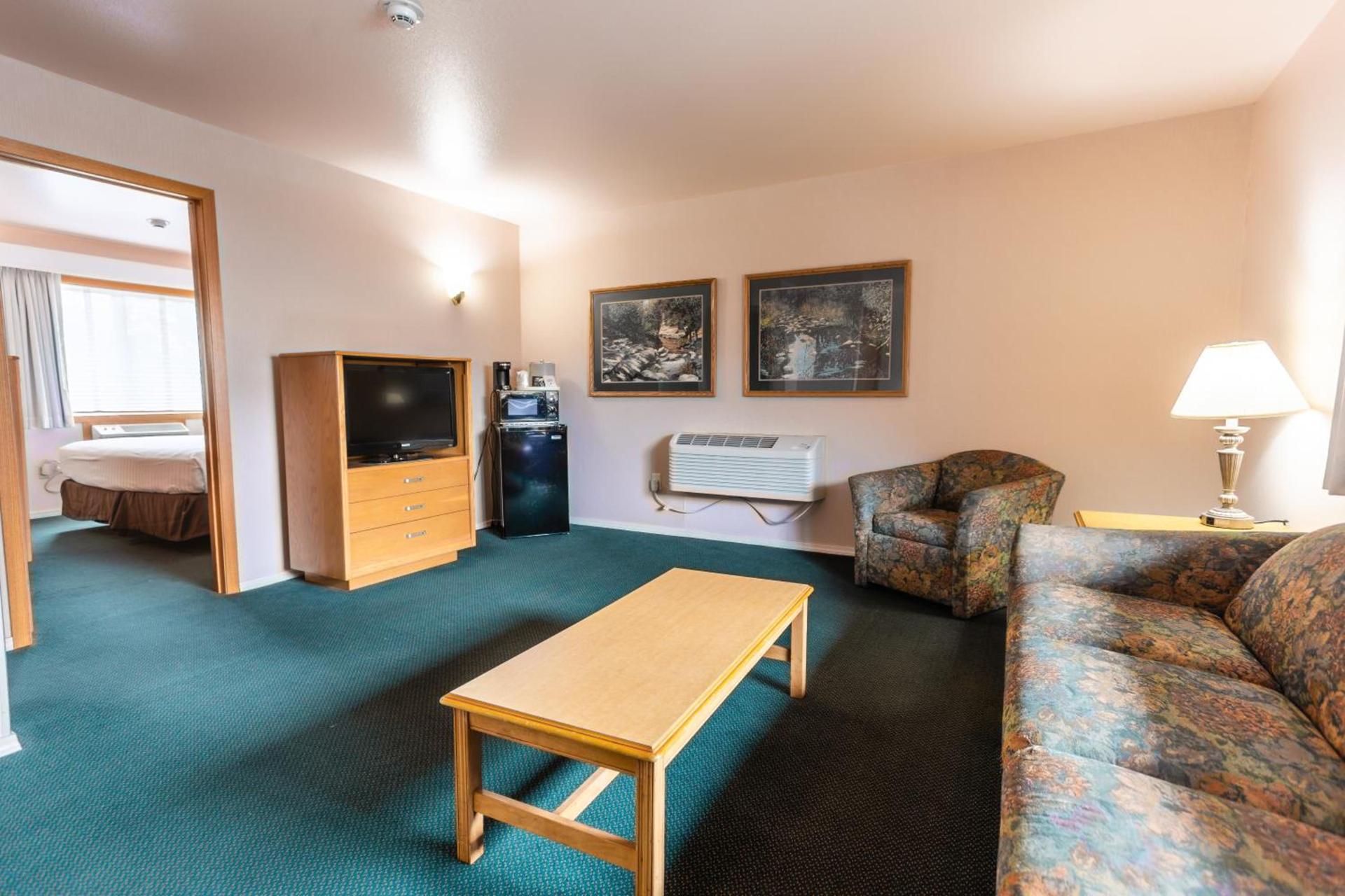 RiverTree Inn & Suites photo 57
