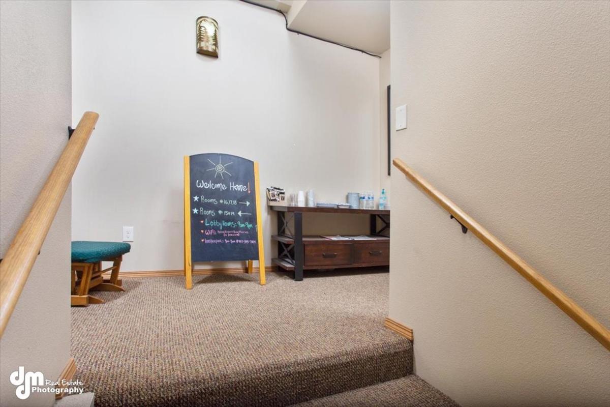 Kenai Airport Hotel photo 40