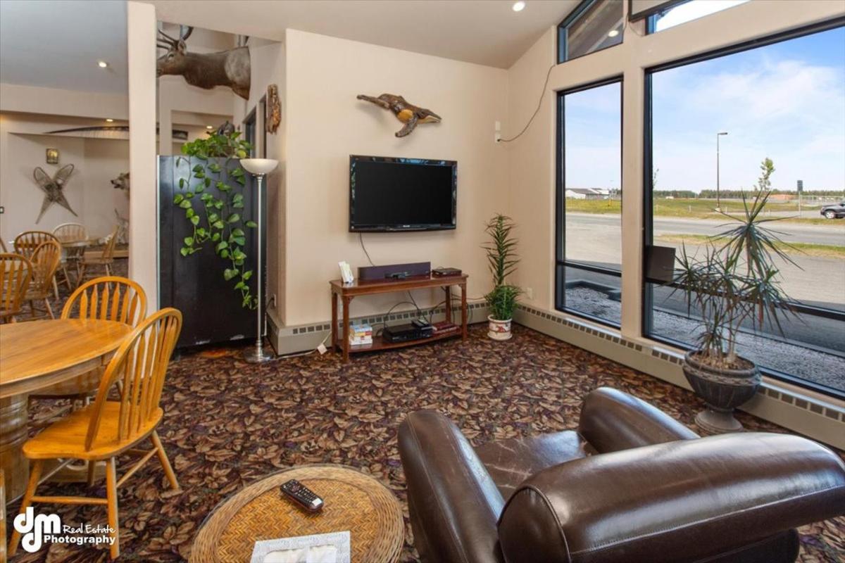 Kenai Airport Hotel photo 43