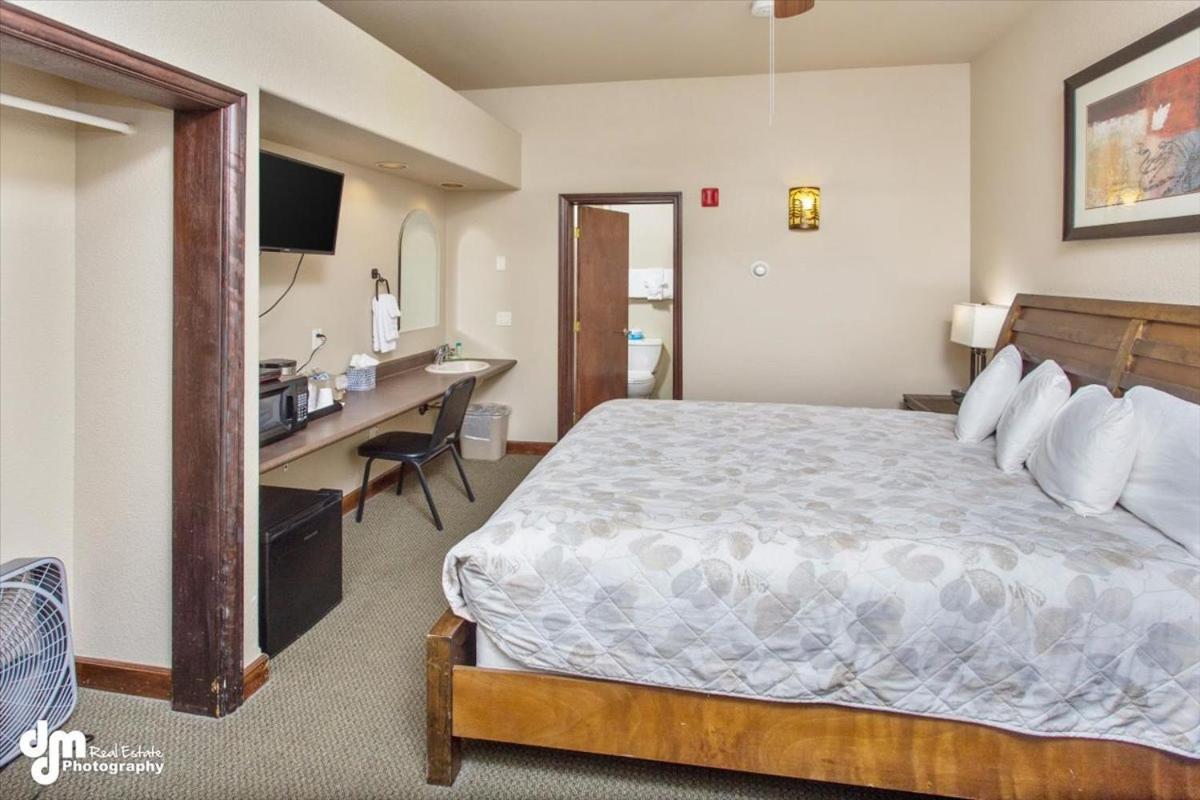 Kenai Airport Hotel photo 62