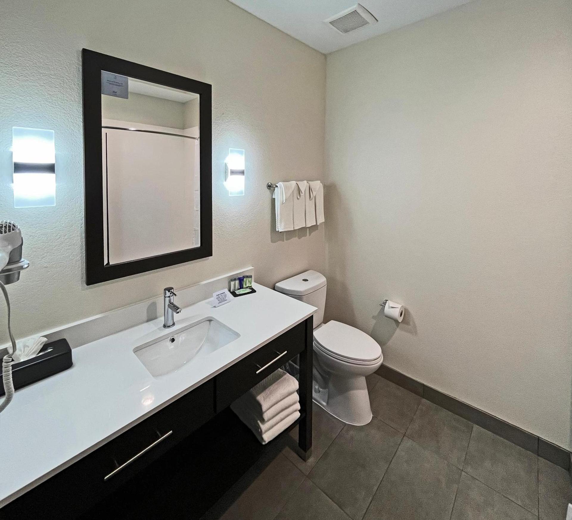 Sleep Inn Dallas Northwest - Irving photo 31