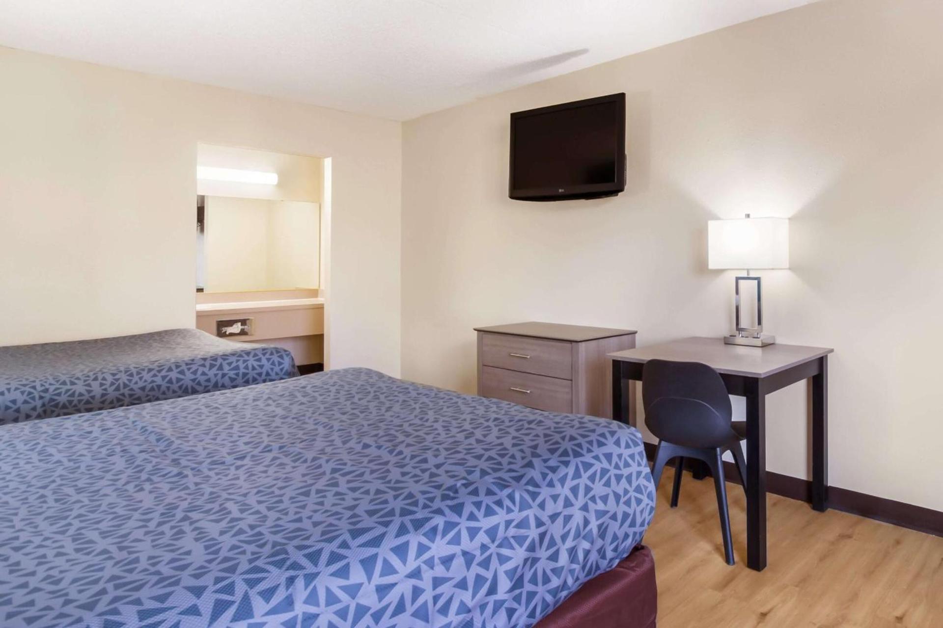 One life studio and suites photo 20