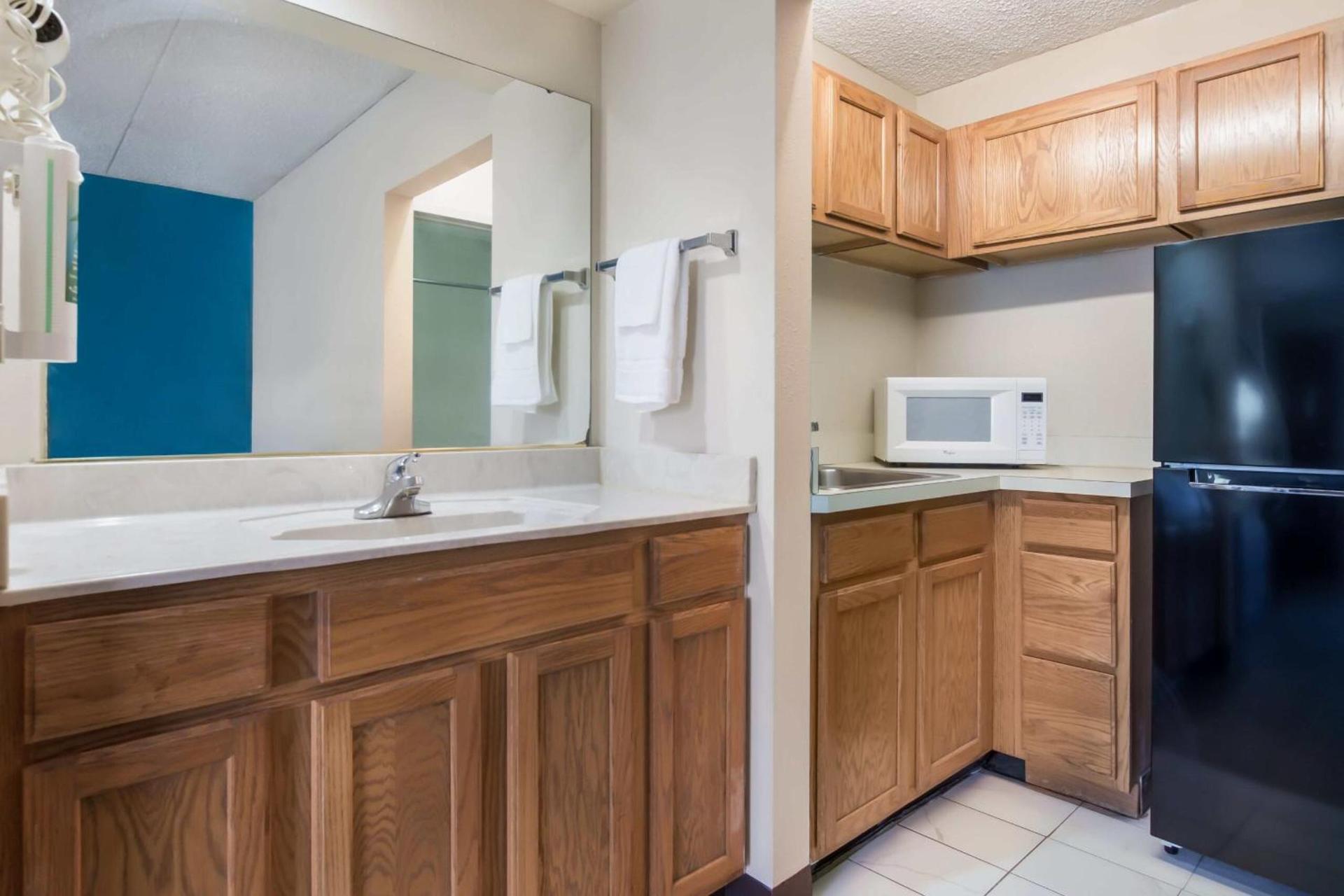 One life studio and suites photo 14