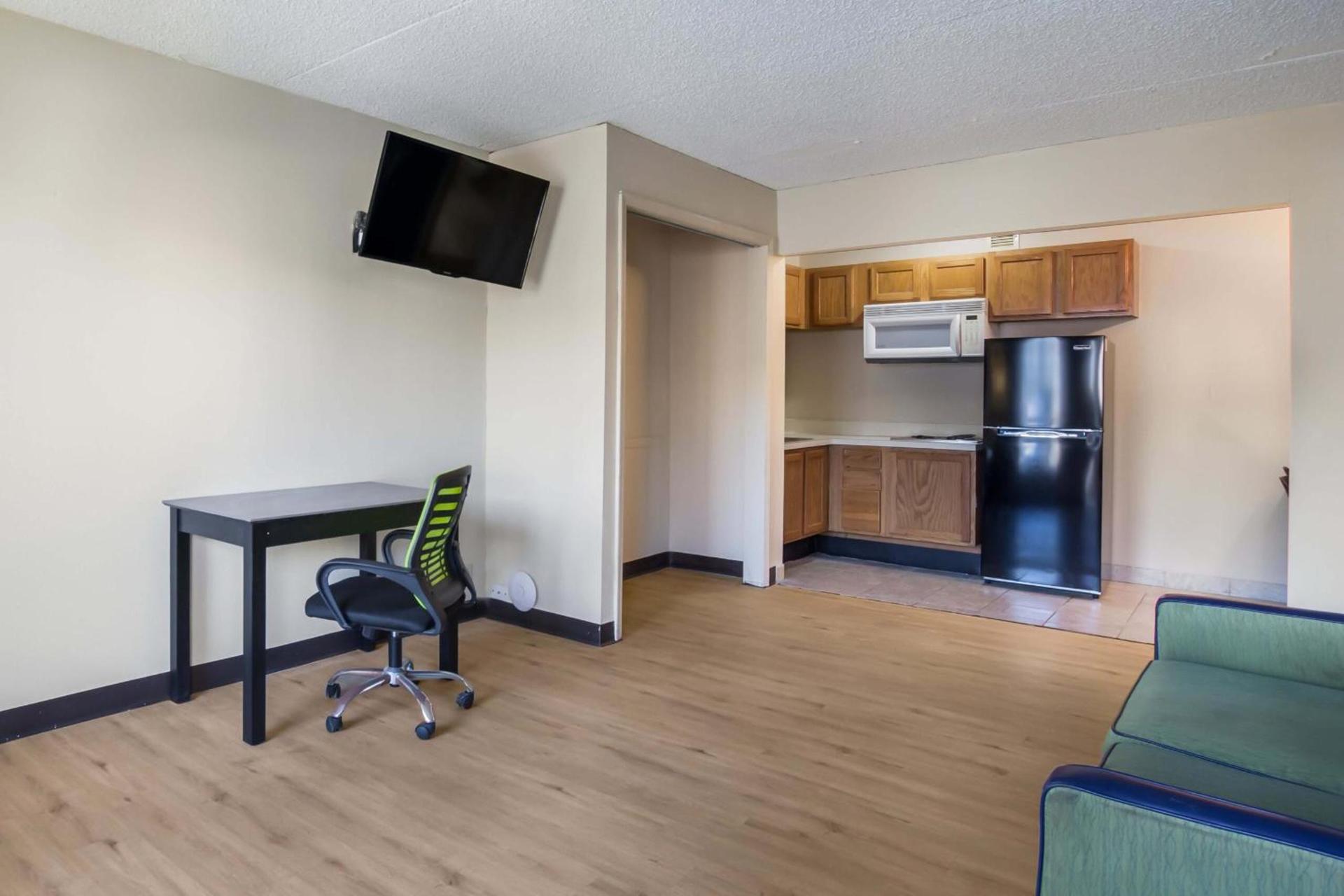 One life studio and suites photo 6