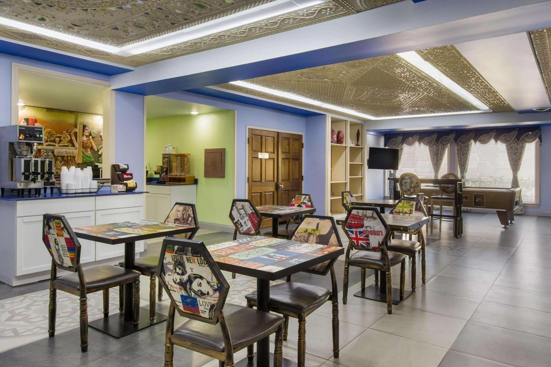 One life studio and suites photo 29