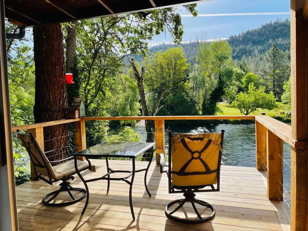 Riverfront Lodging photo 40