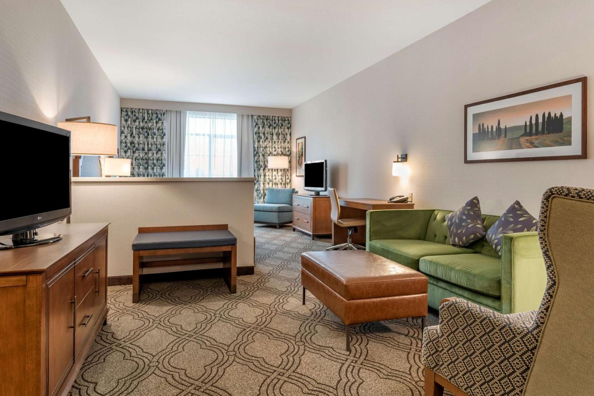 Best Western Premier Pasco Inn and Suites photo 14