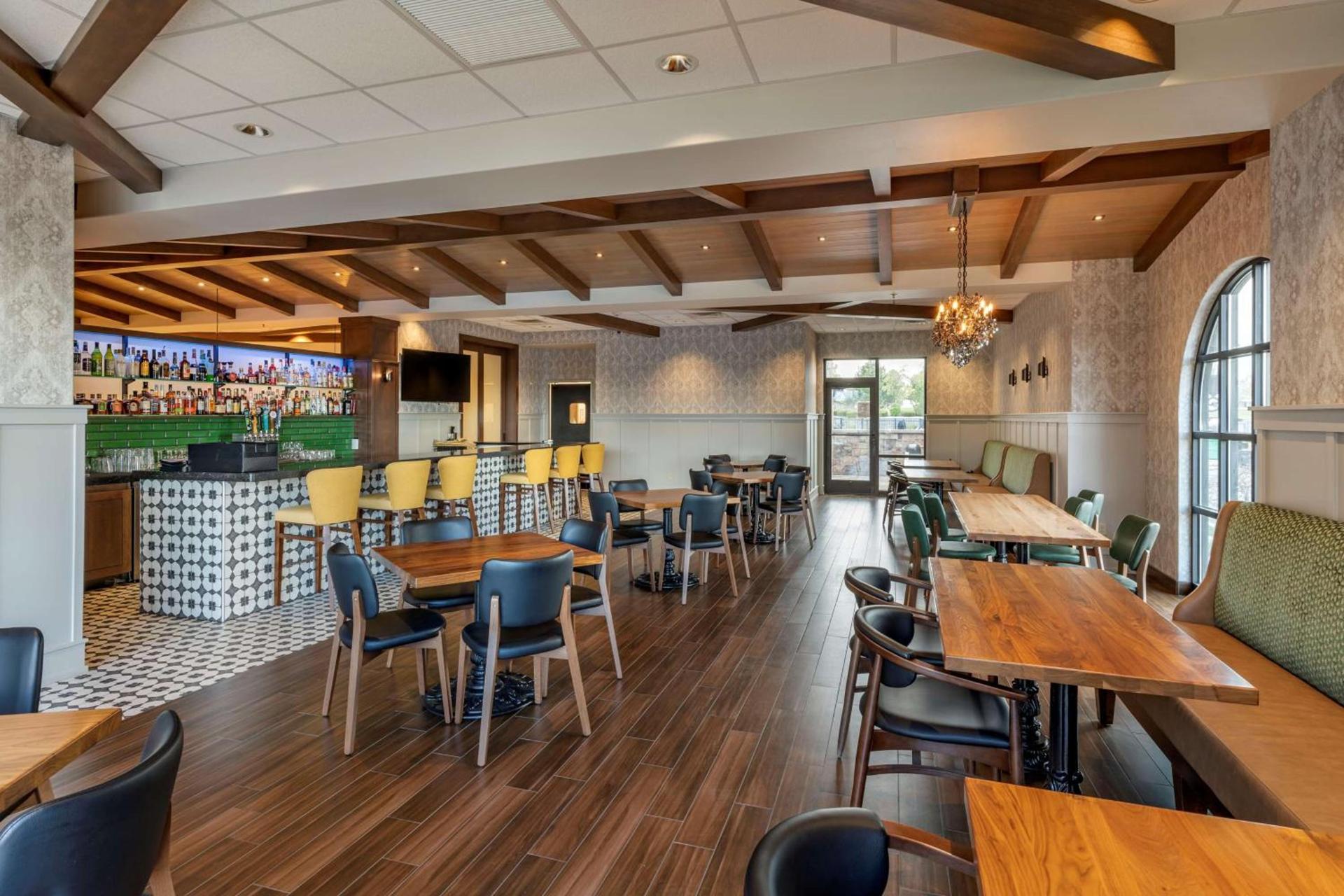 Best Western Premier Pasco Inn and Suites photo 32