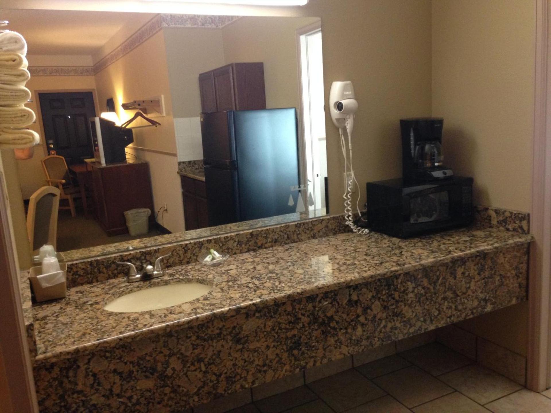 Silver Spruce Inn photo 10