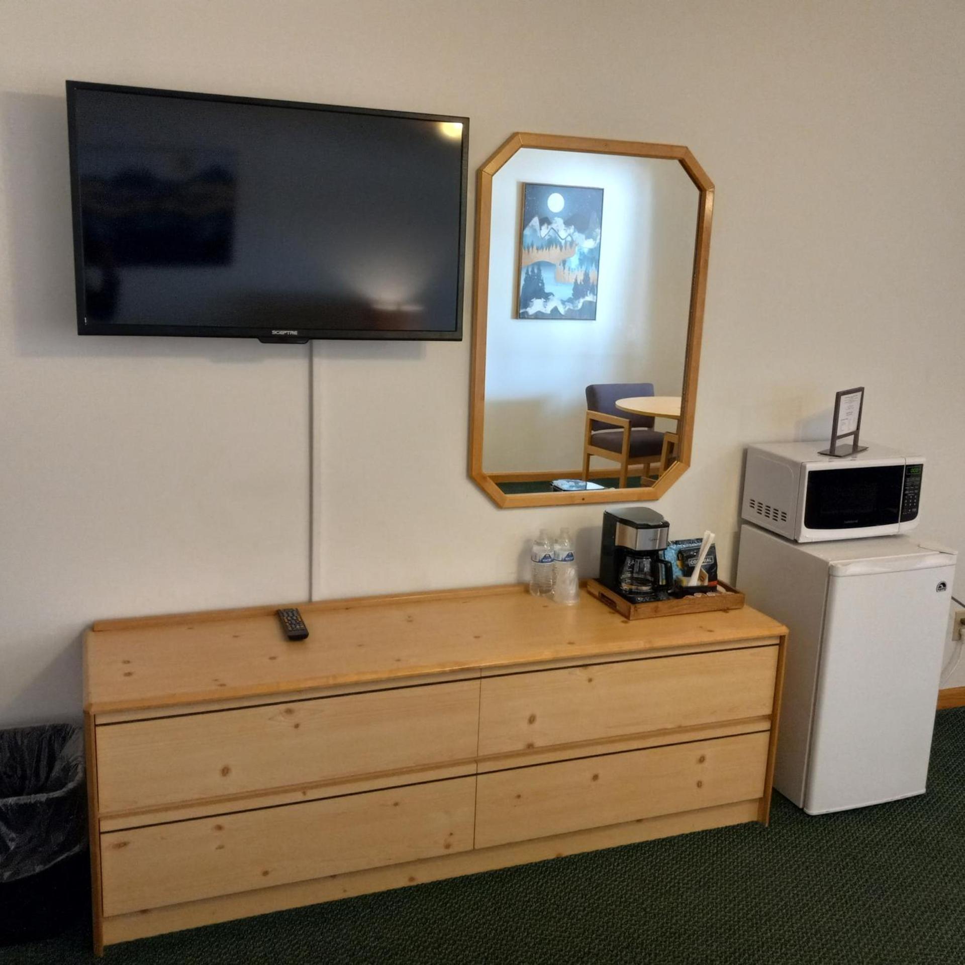 Lone Eagle Lodge photo 18