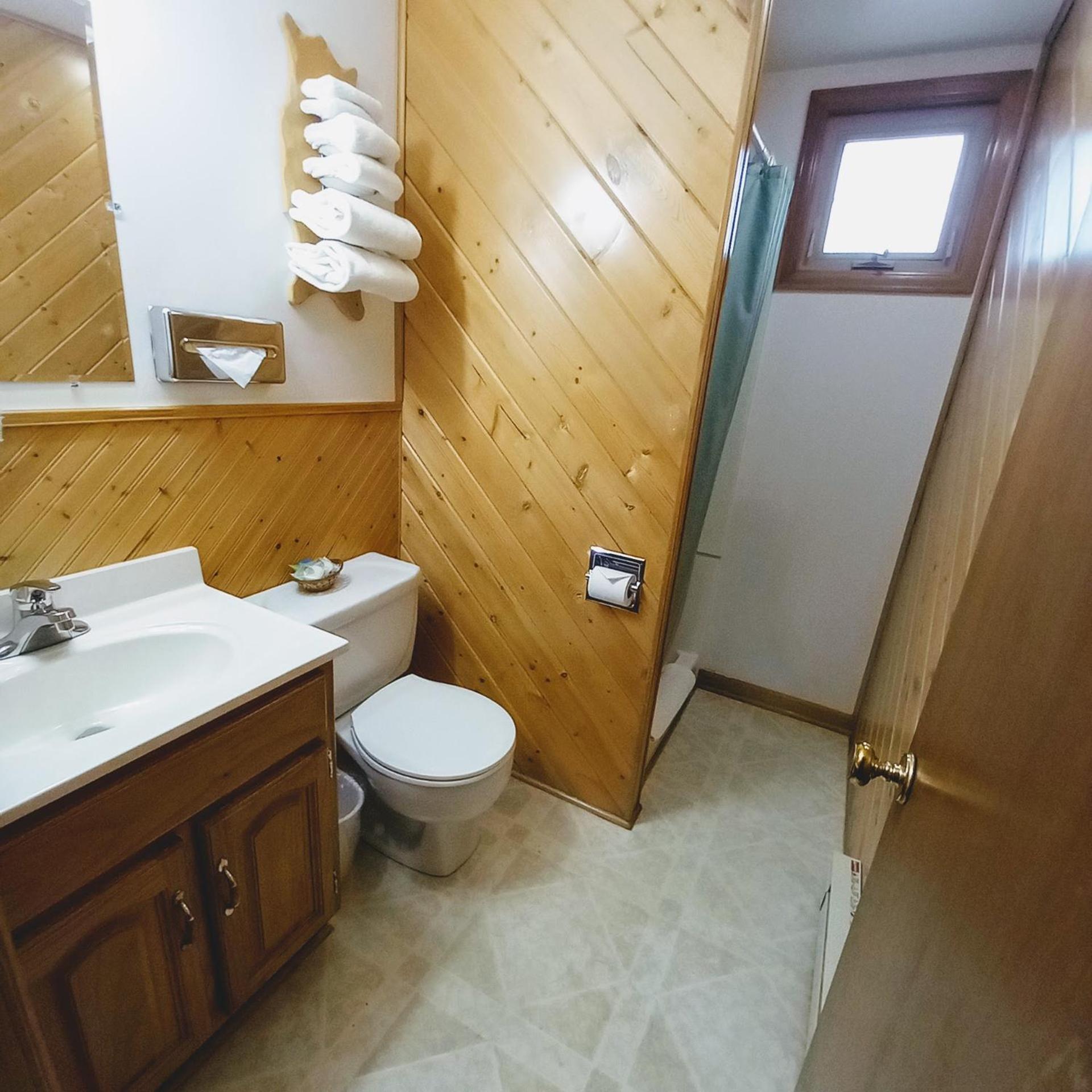 Lone Eagle Lodge photo 19