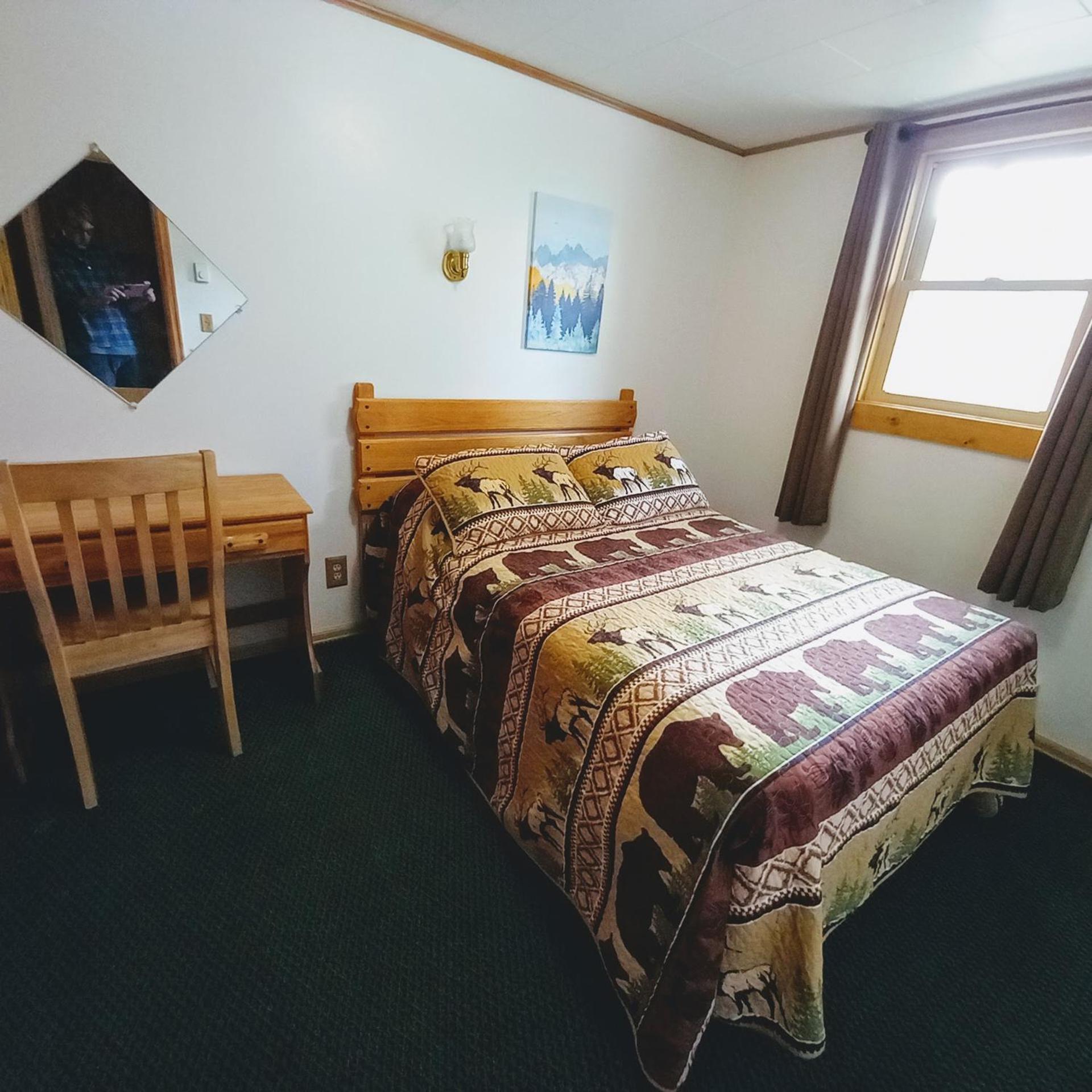 Lone Eagle Lodge photo 22