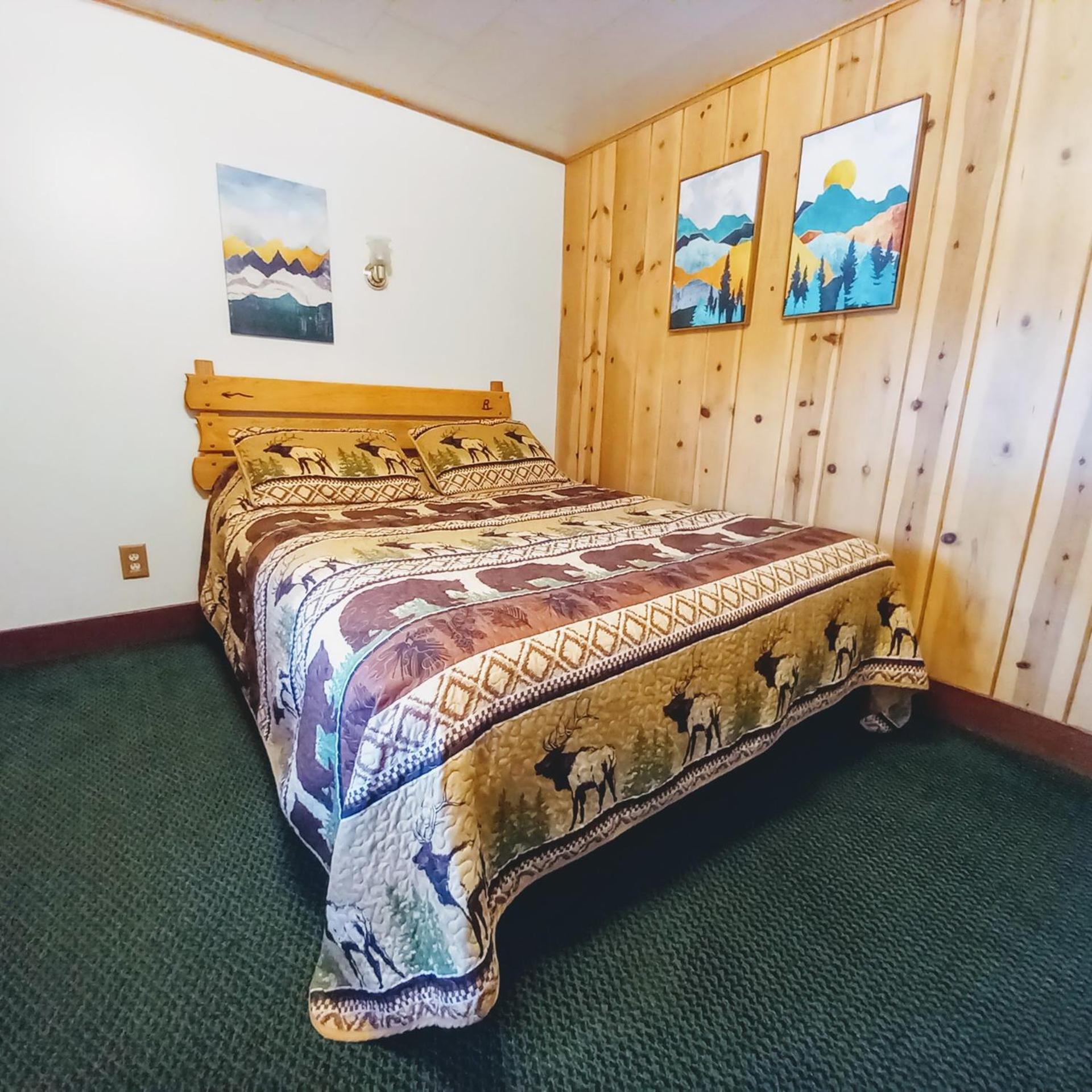 Lone Eagle Lodge photo 21