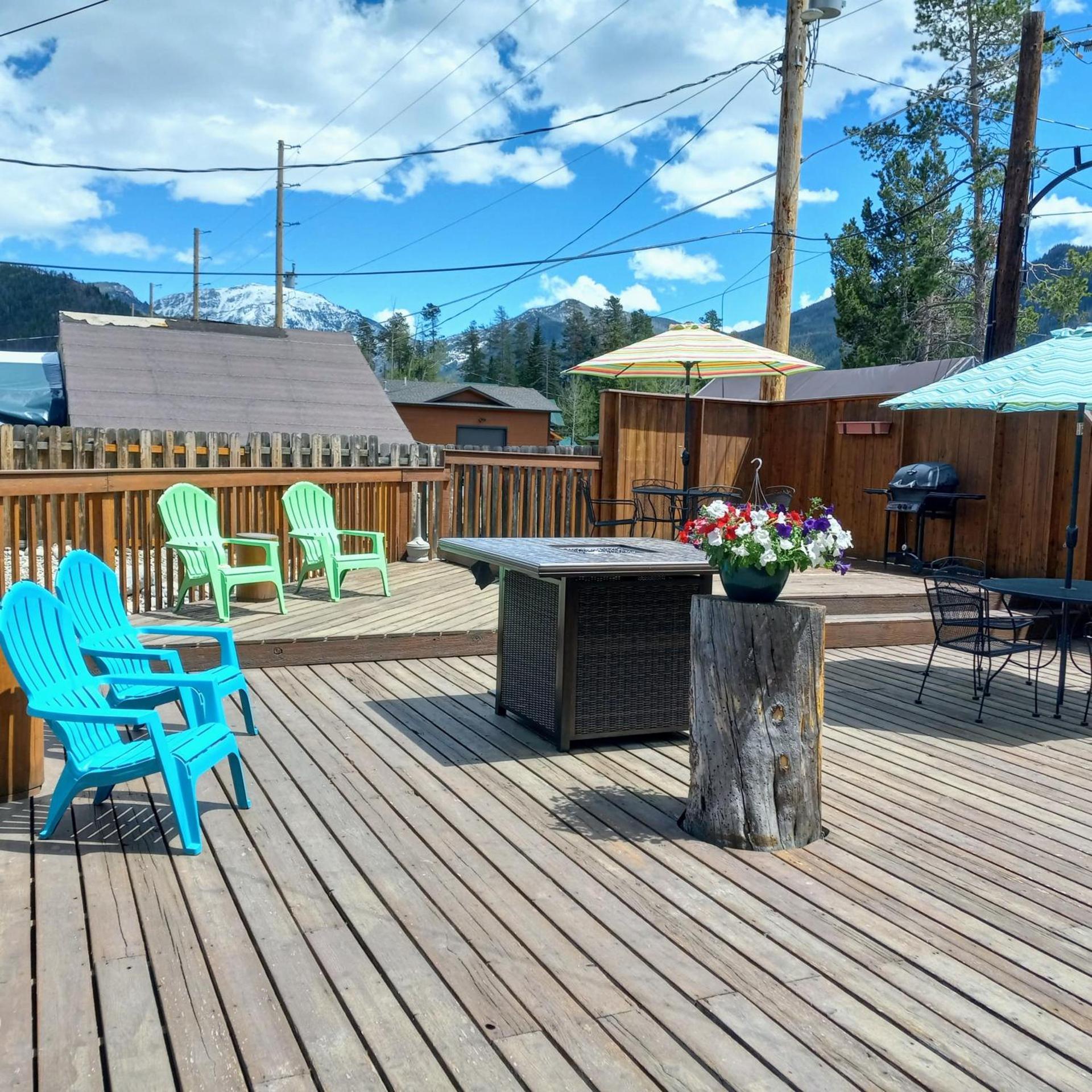 Lone Eagle Lodge photo 11