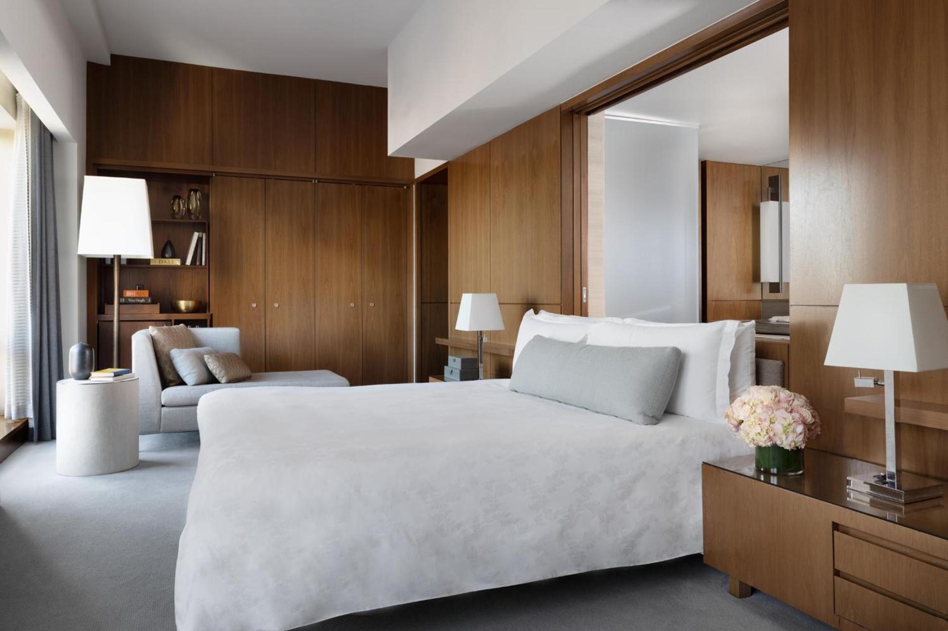 The Langham, New York, Fifth Avenue photo 2