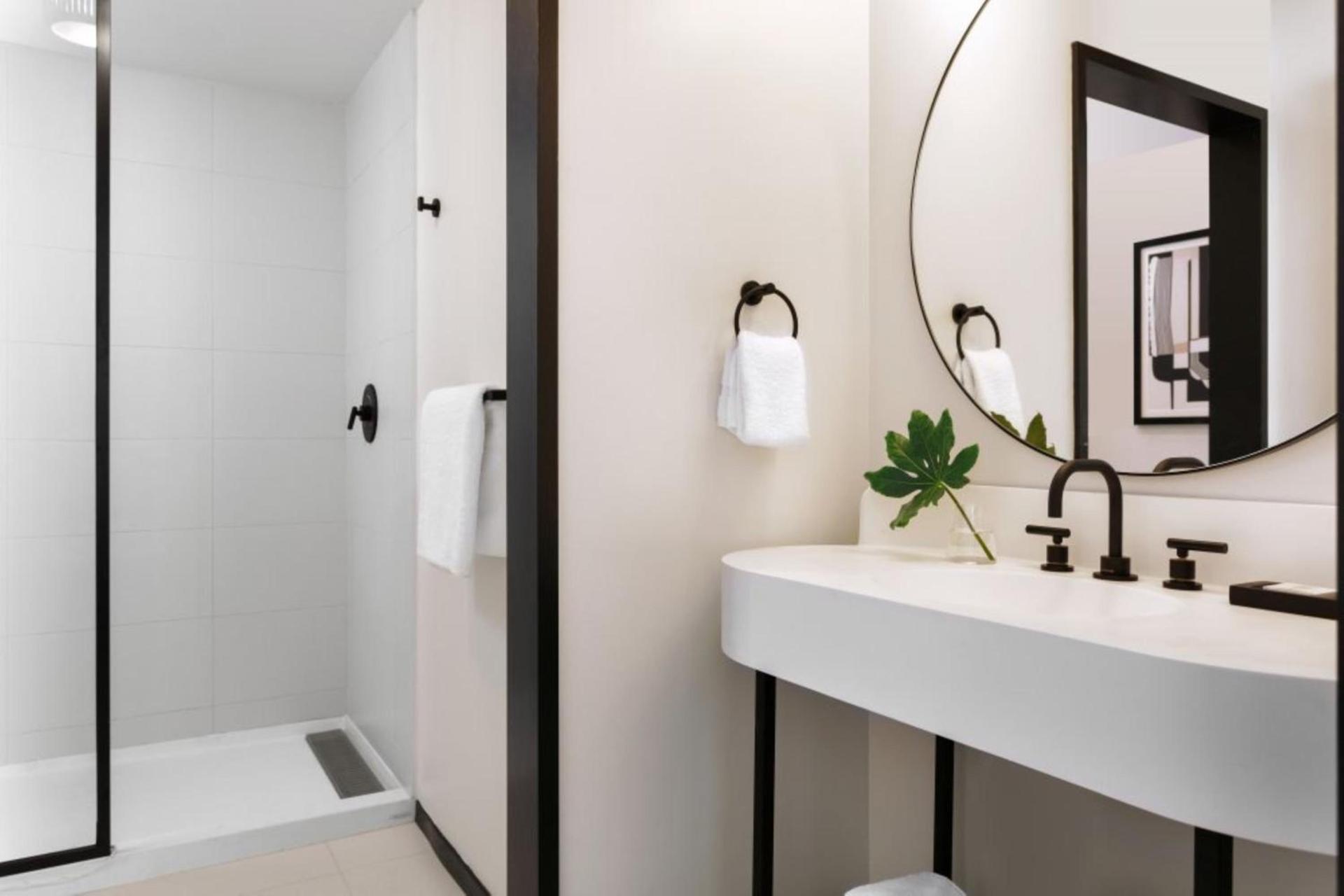 Kimpton Hotel Fontenot by IHG photo 6