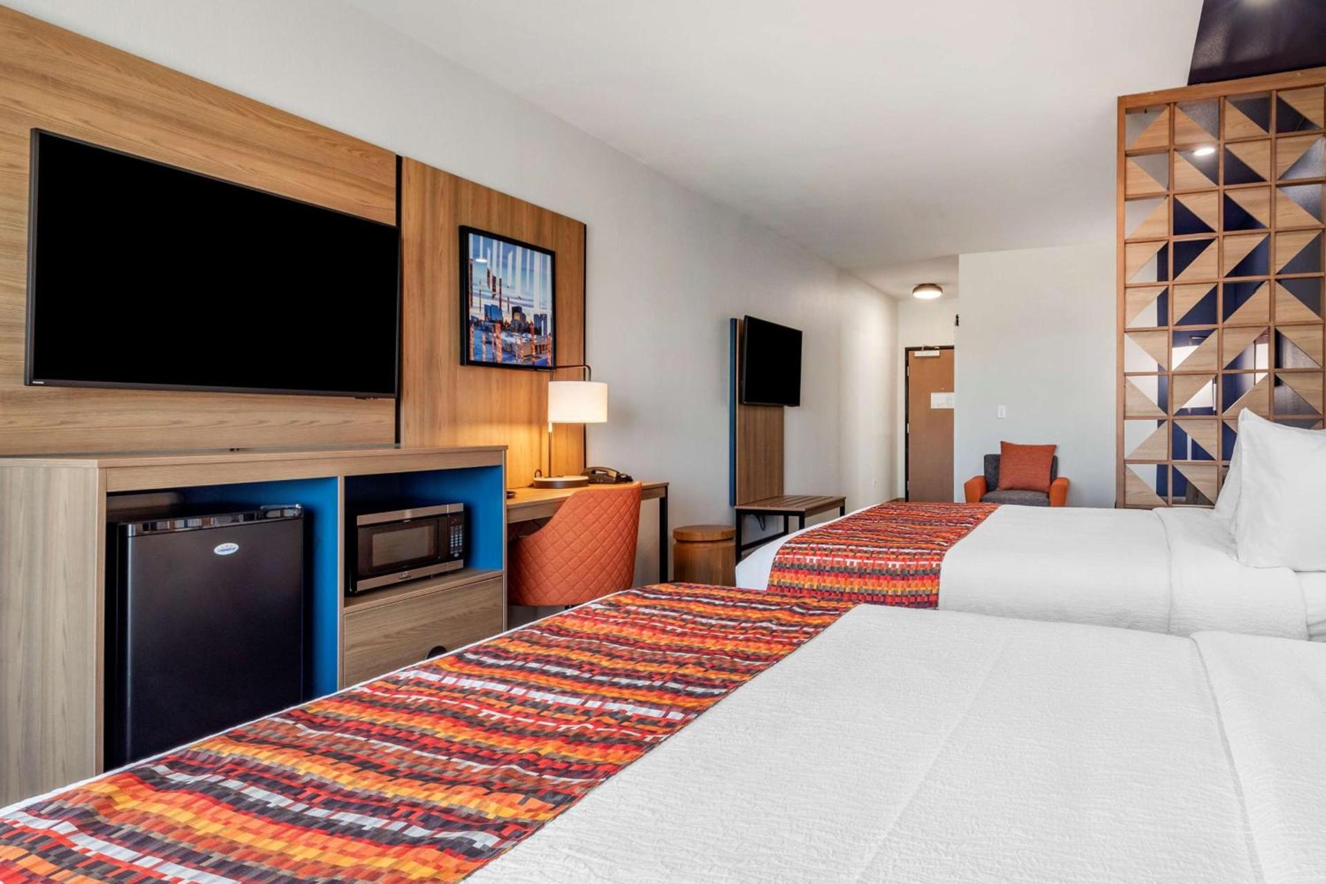 Best Western Plus Amarillo East Hotel photo 19