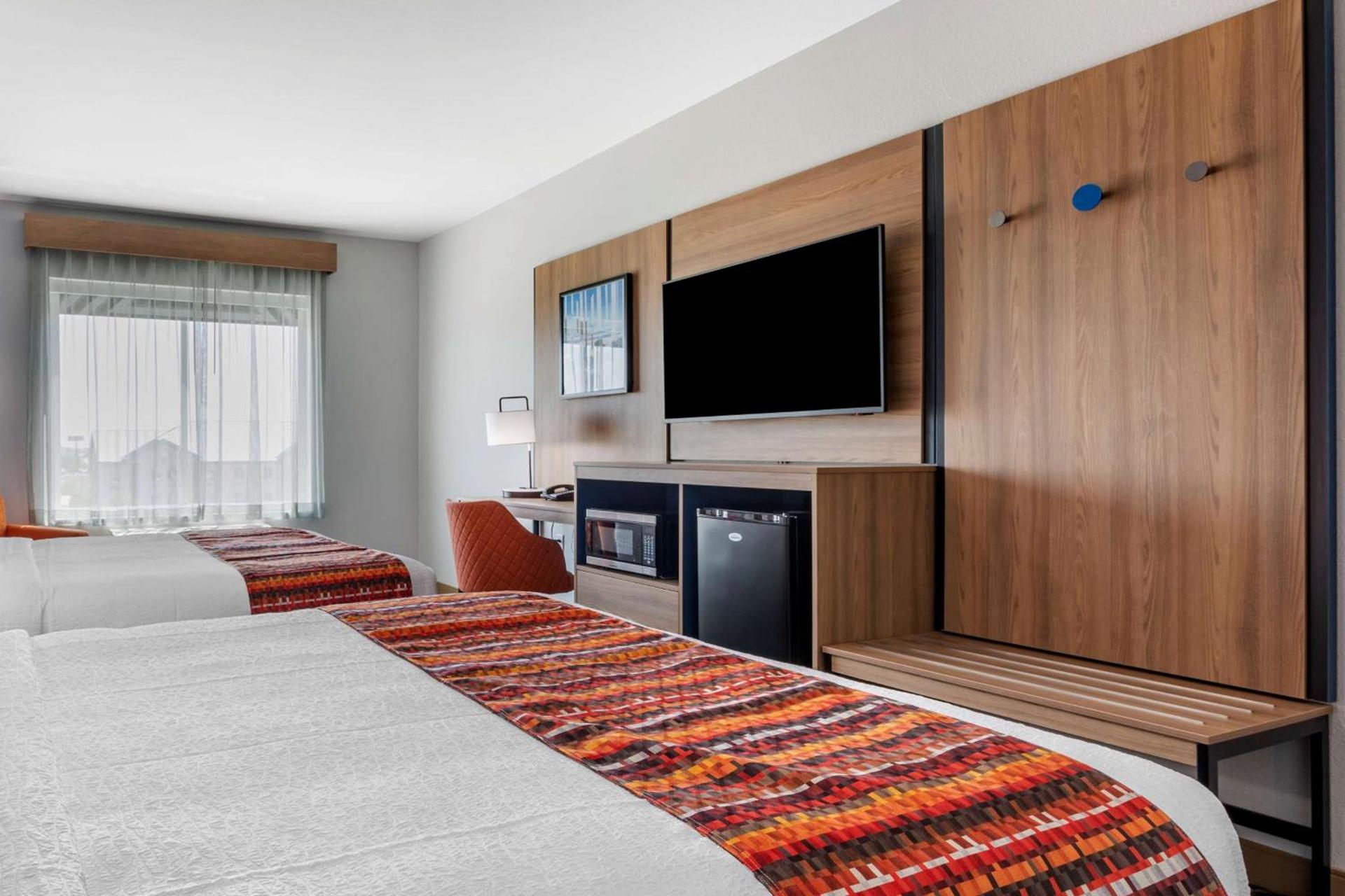 Best Western Plus Amarillo East Hotel photo 5