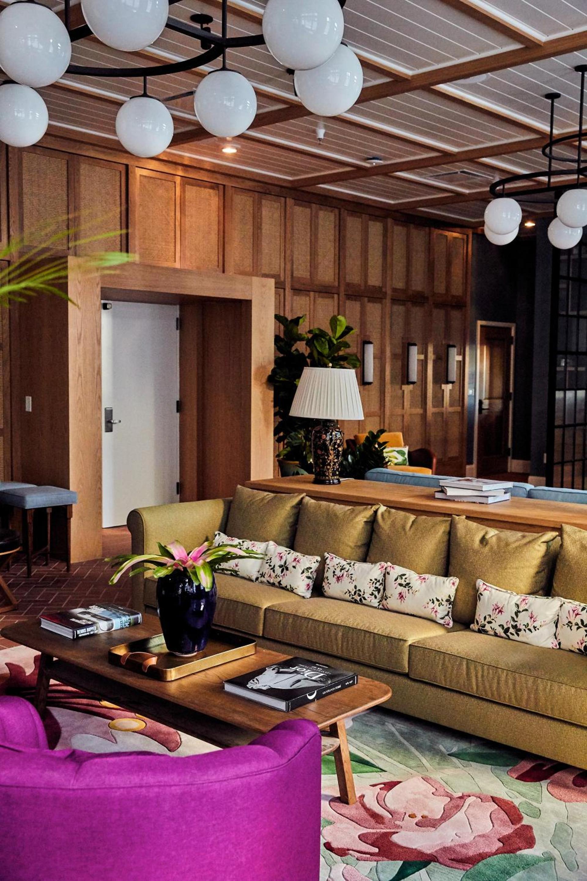 The Drayton Hotel Savannah, Curio Collection by Hilton photo 40