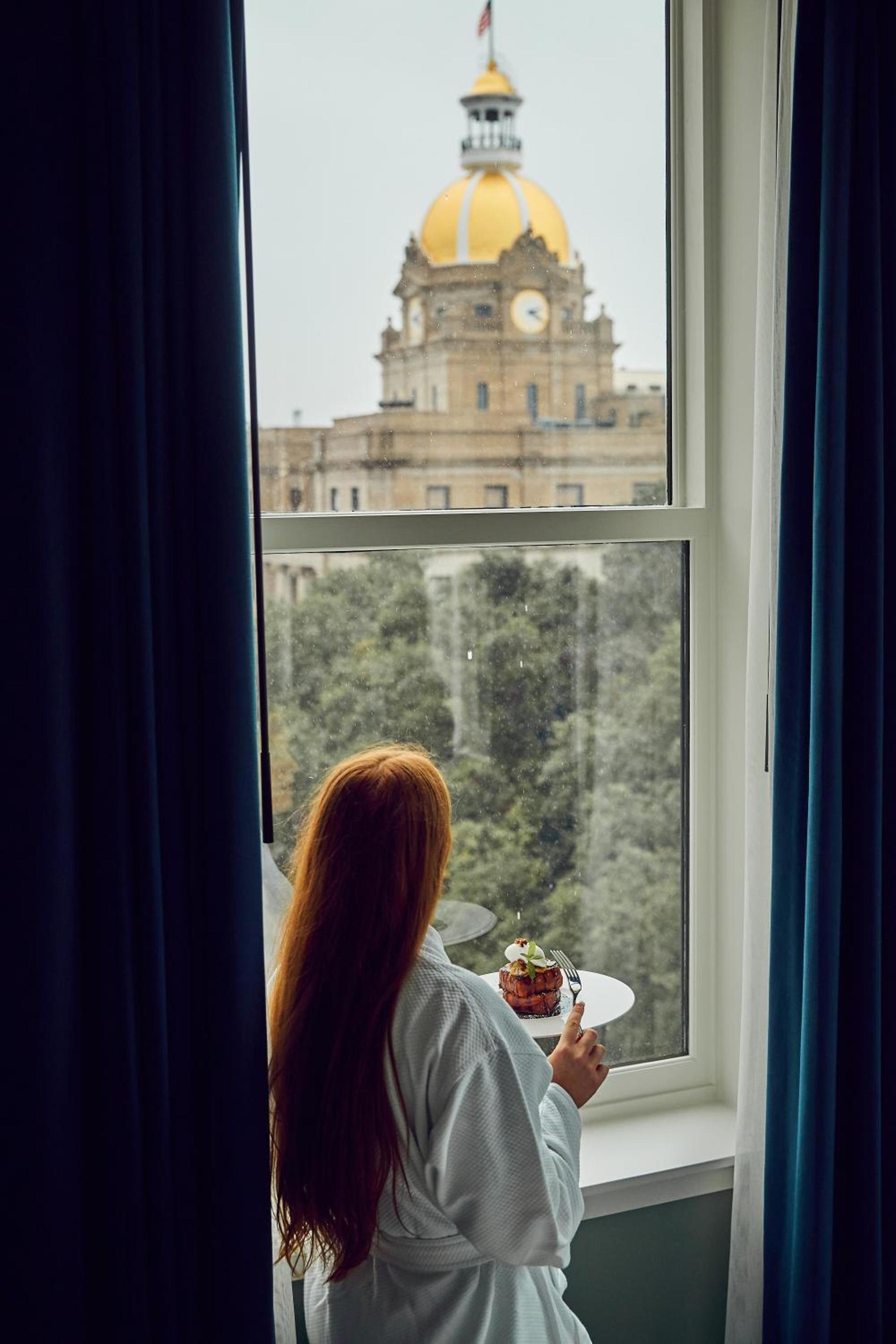 The Drayton Hotel Savannah, Curio Collection by Hilton photo 35