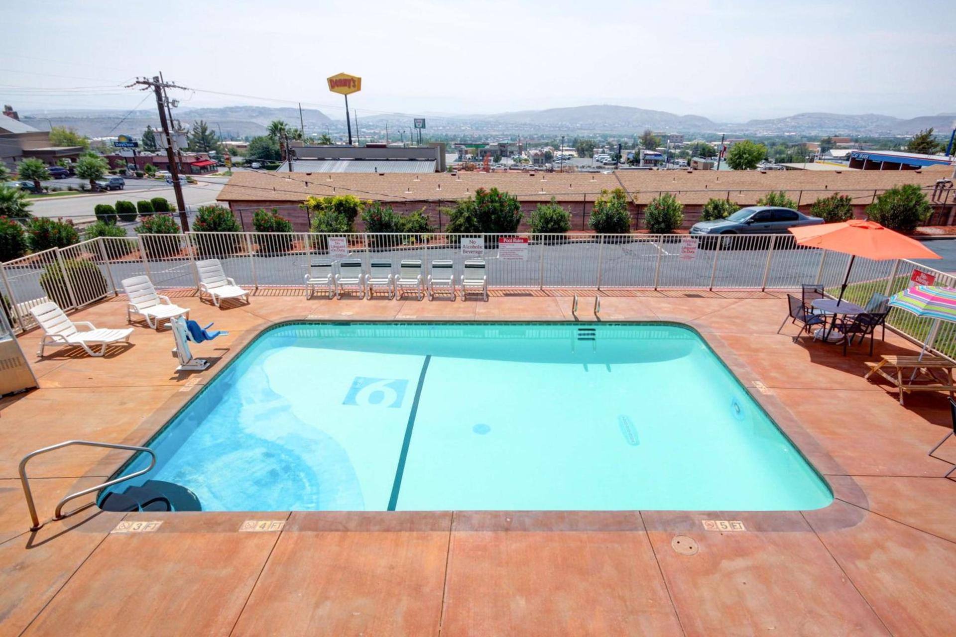 Motel 6 Saint George, UT photo 10