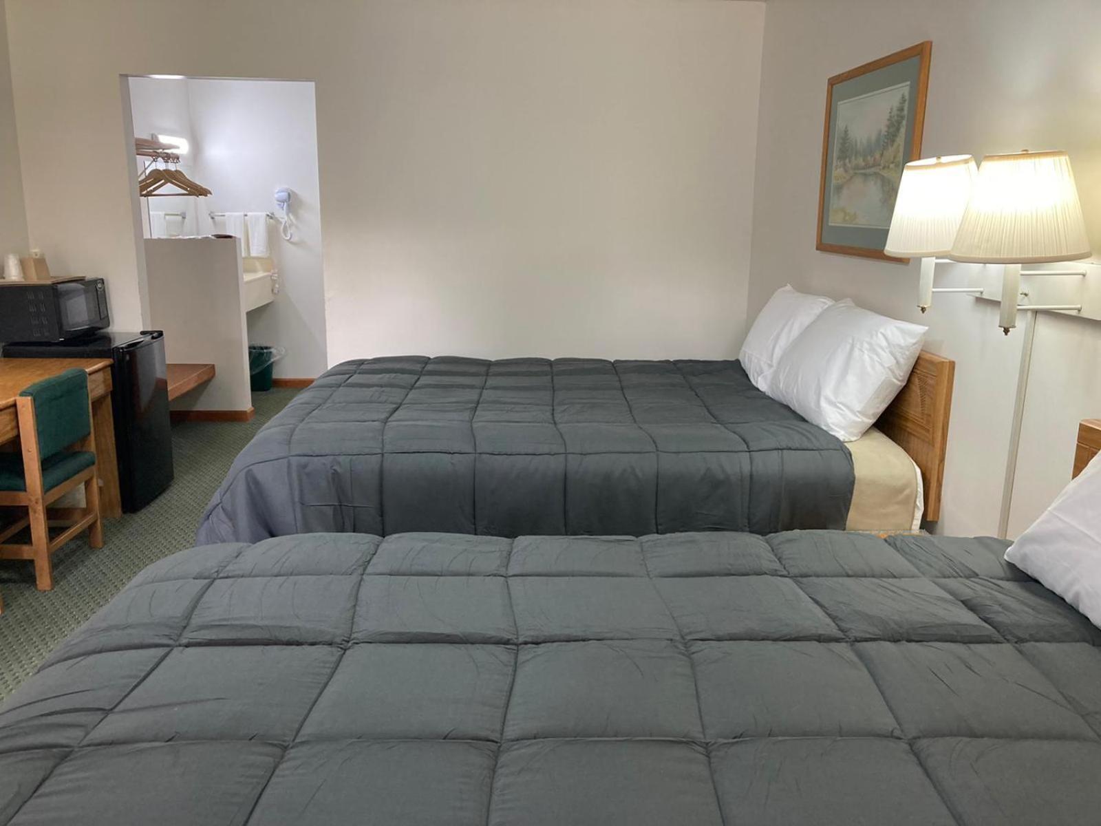 PINE VALLEY MOTEL photo 41