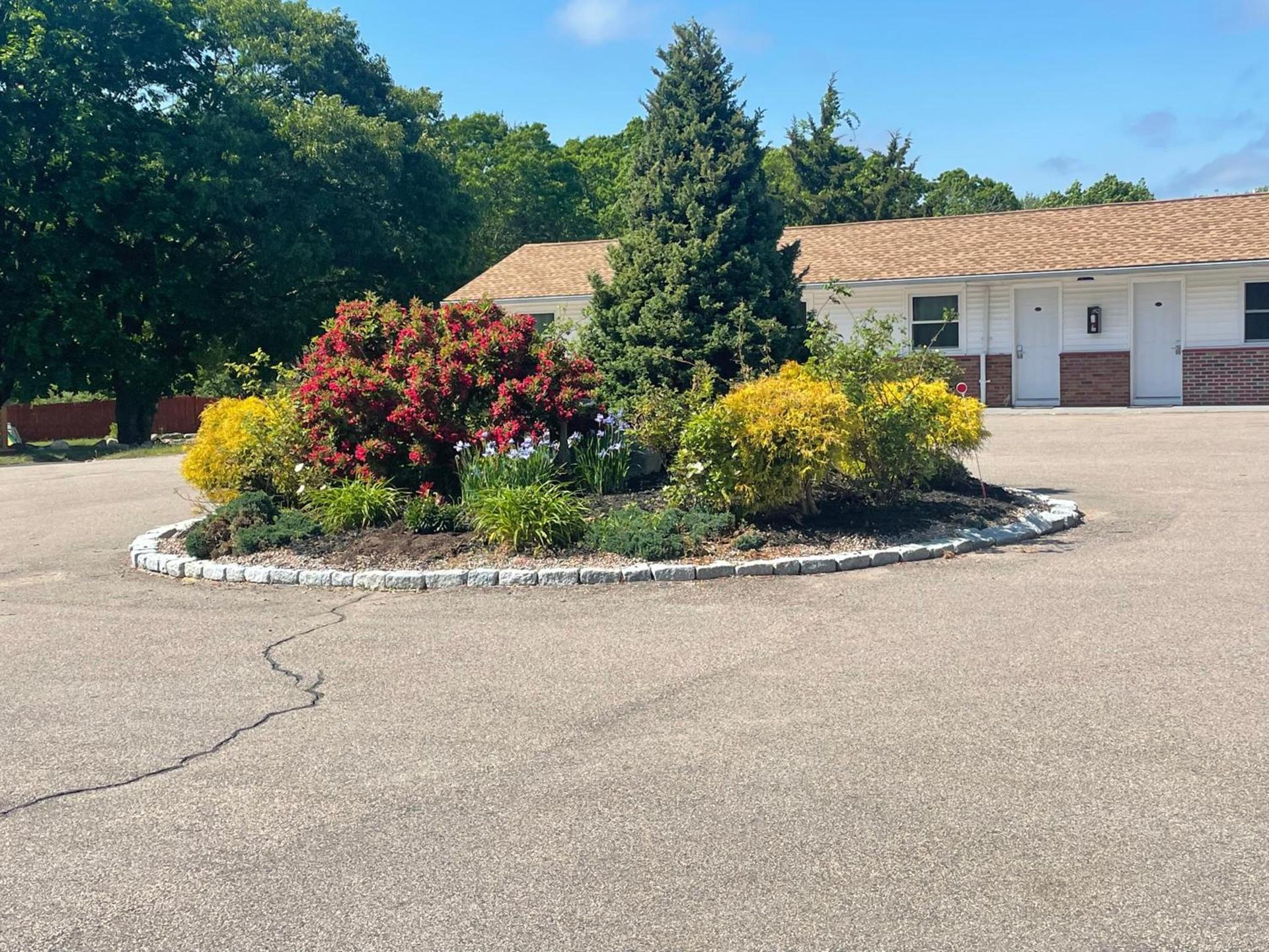Aquastar Inn — hotel in Westerly