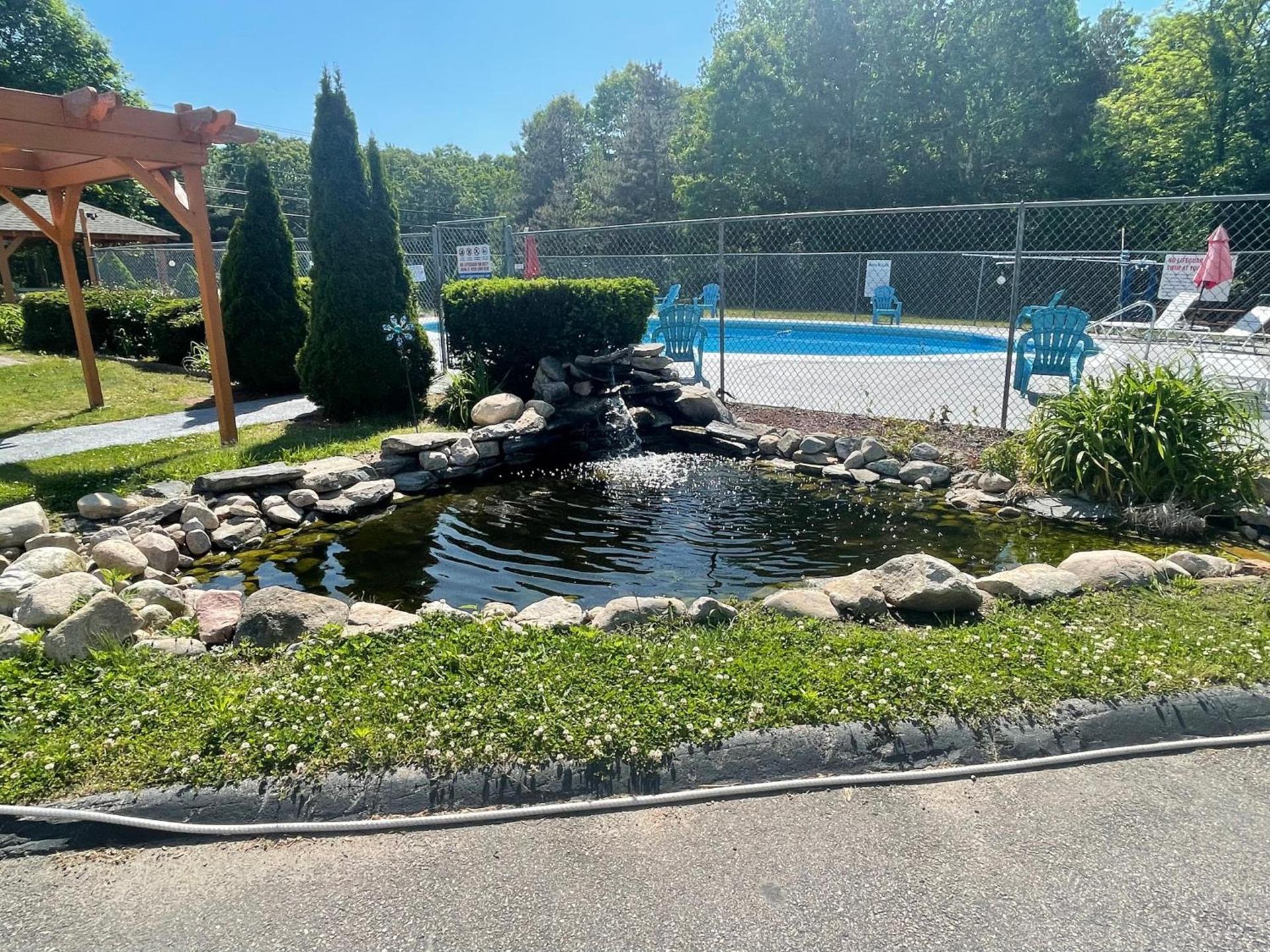 Aquastar Inn photo 11