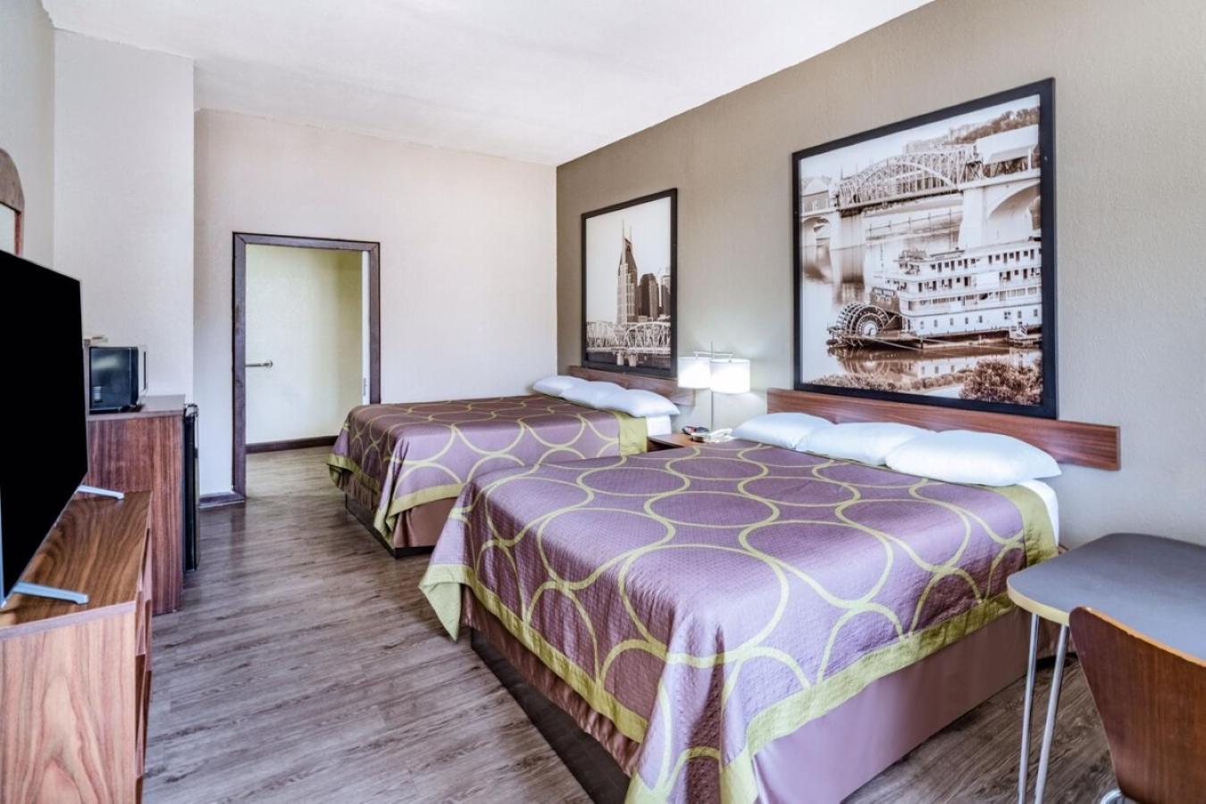 Super 8 by Wyndham Columbia photo 30