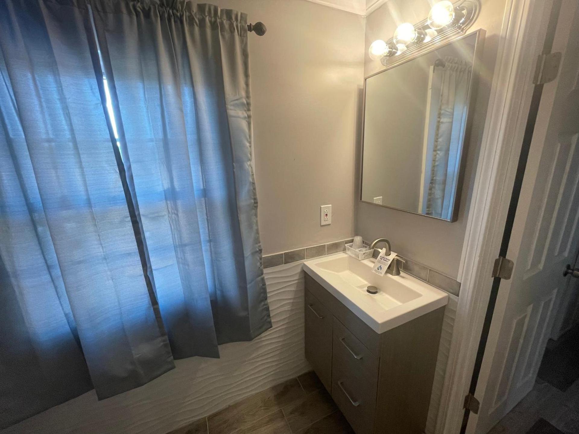 Aquastar Inn photo 30