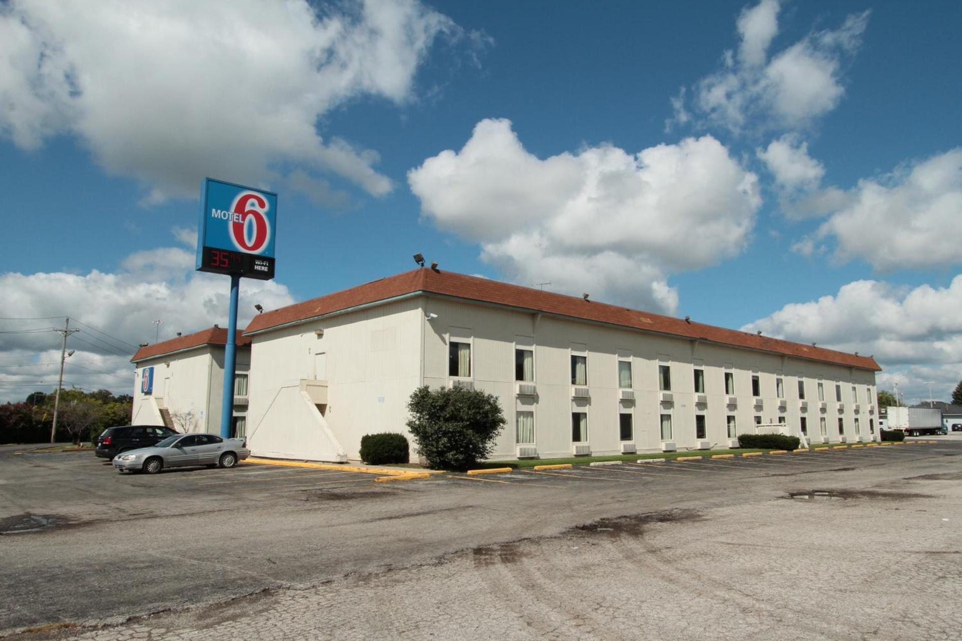 Motel 6-Toledo, OH photo 2