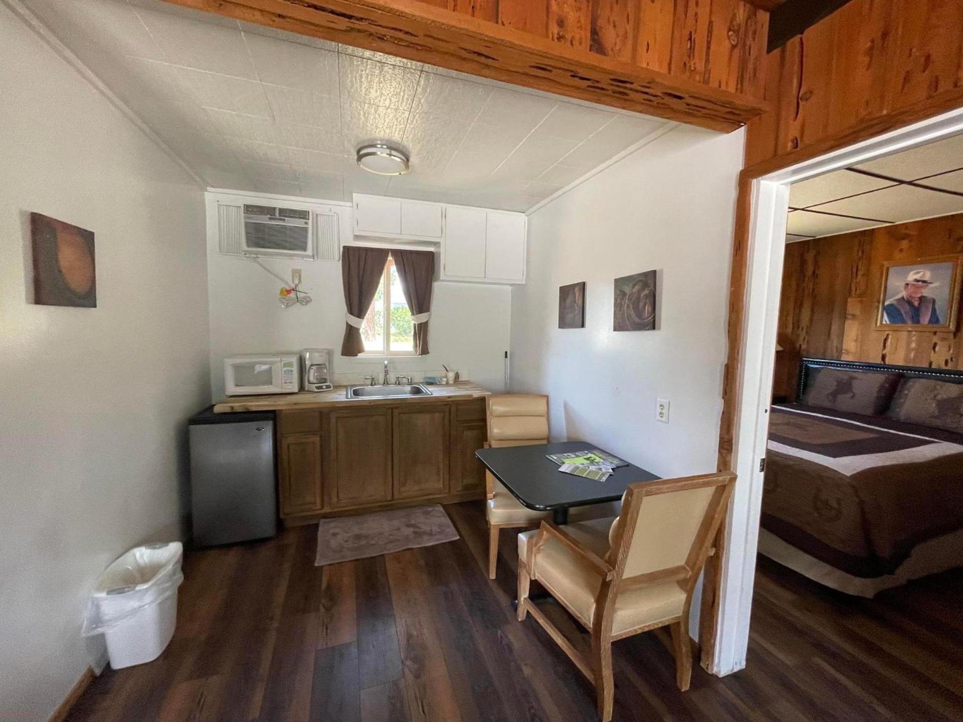 Riverfront Lodging photo 48