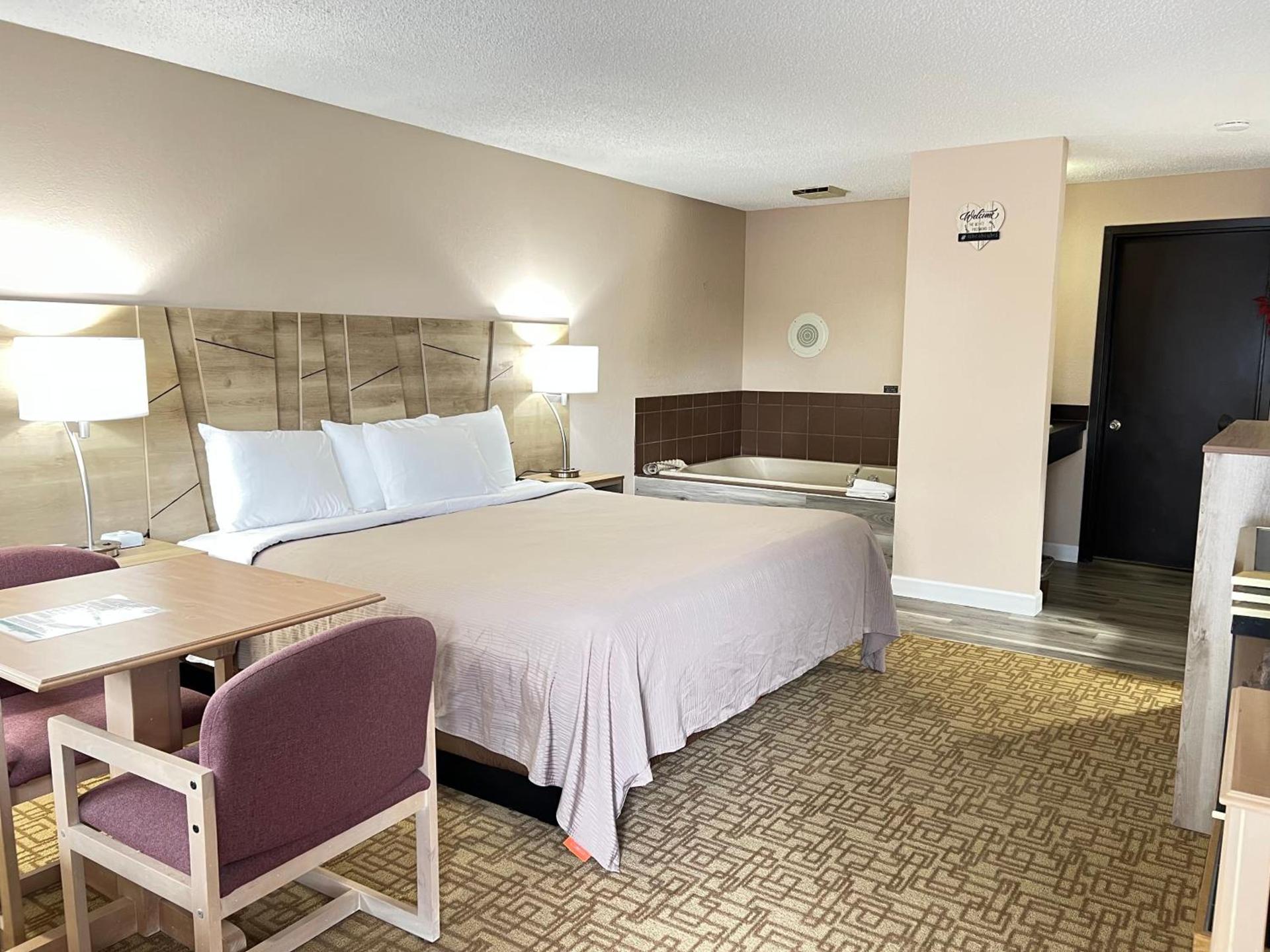 Viking Arms Inn - Ludington photo 28