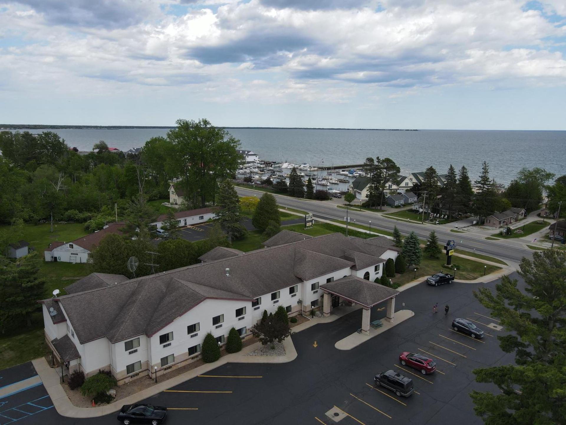 Bay Inn photo 6