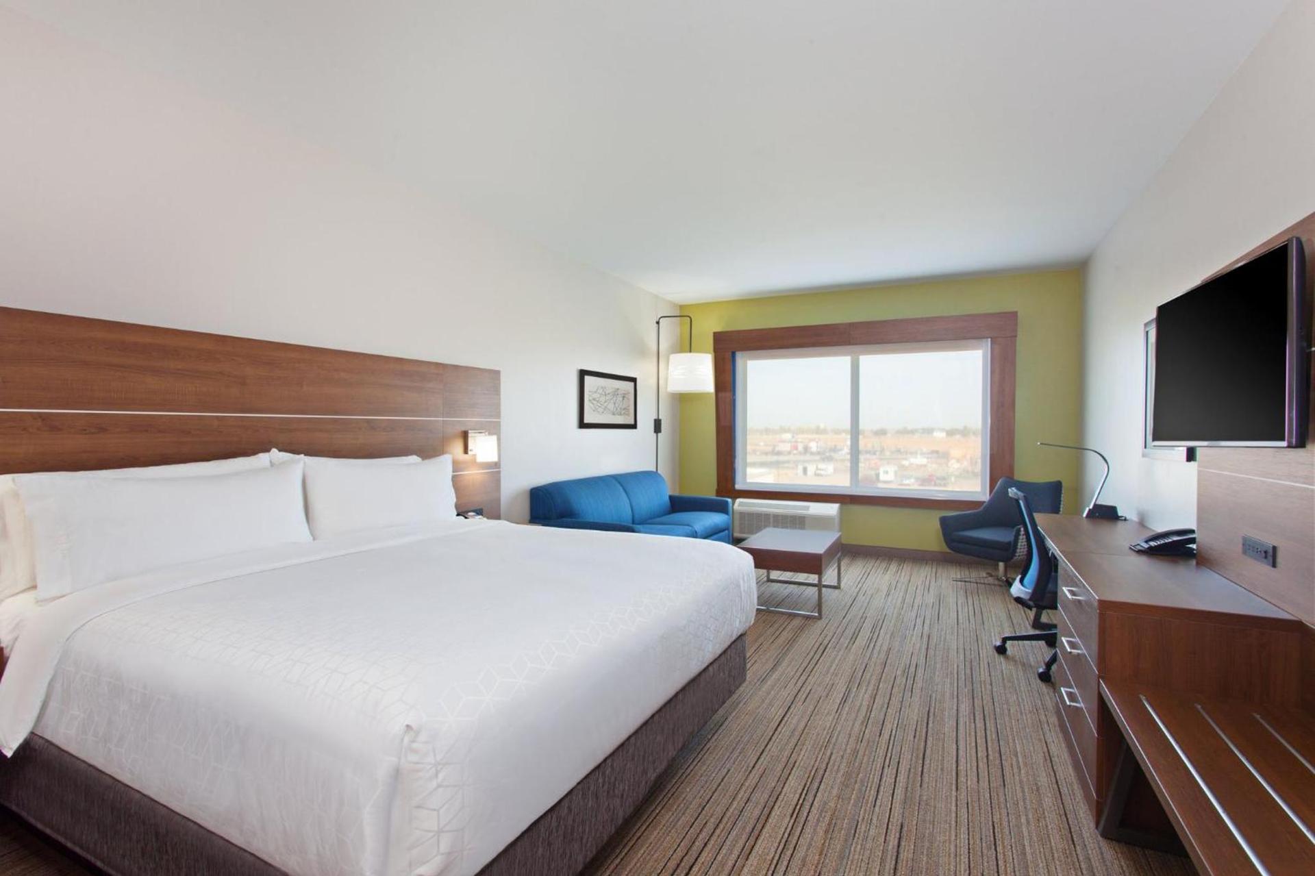 Holiday Inn Express & Suites - Moses Lake by IHG photo 55