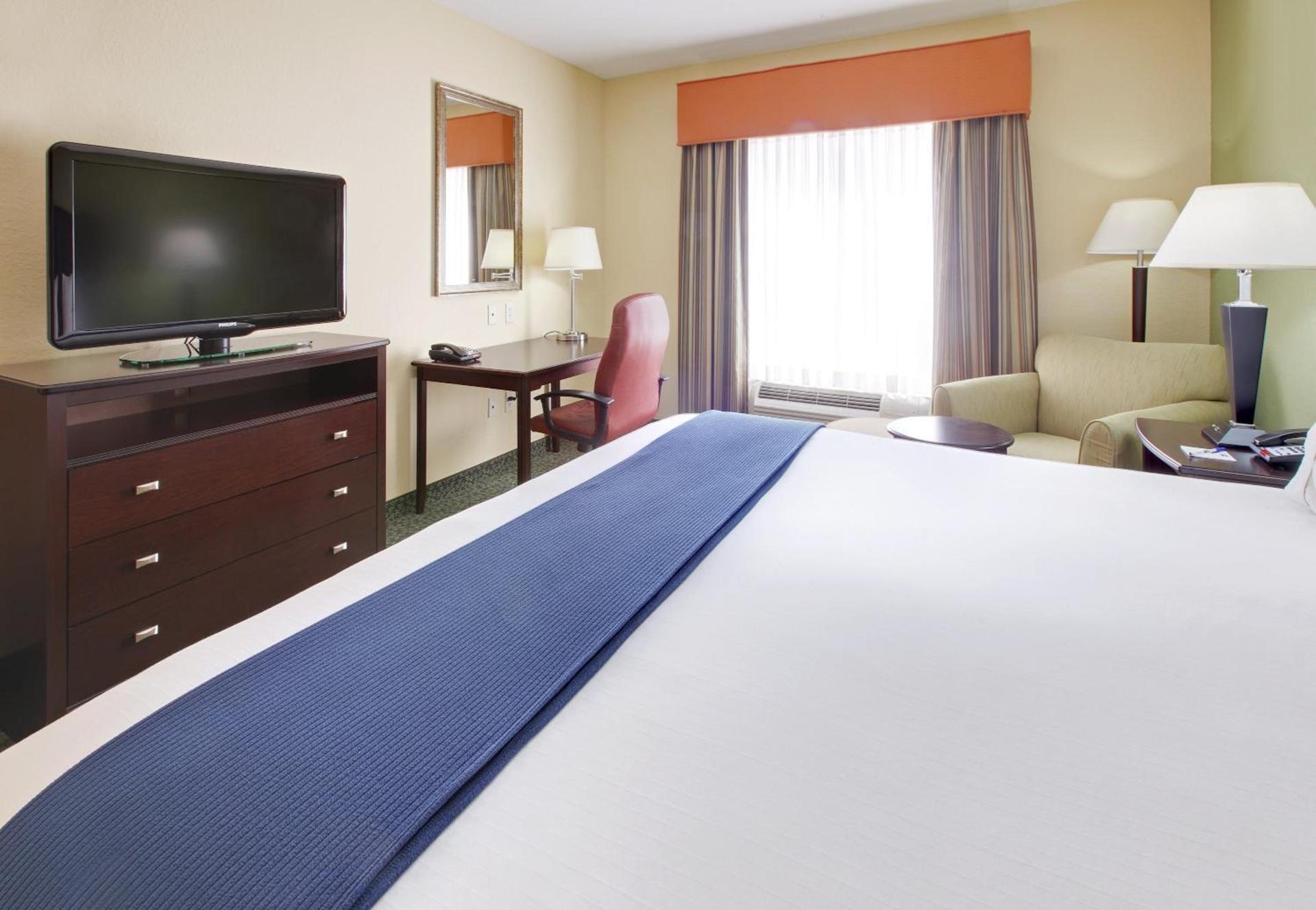 Holiday Inn Express & Suites Covington by IHG photo 9