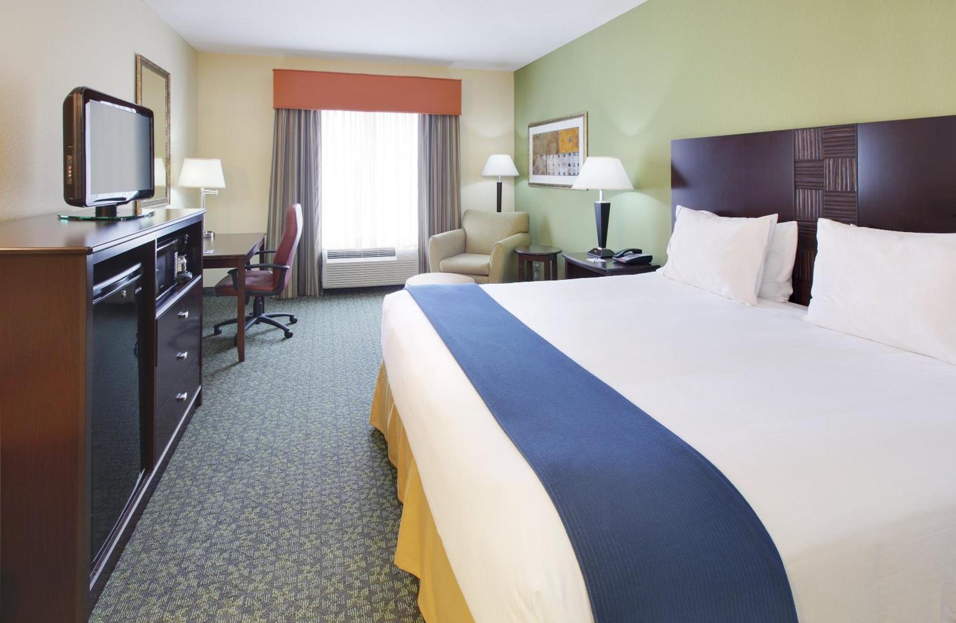 Holiday Inn Express & Suites Covington by IHG photo 12