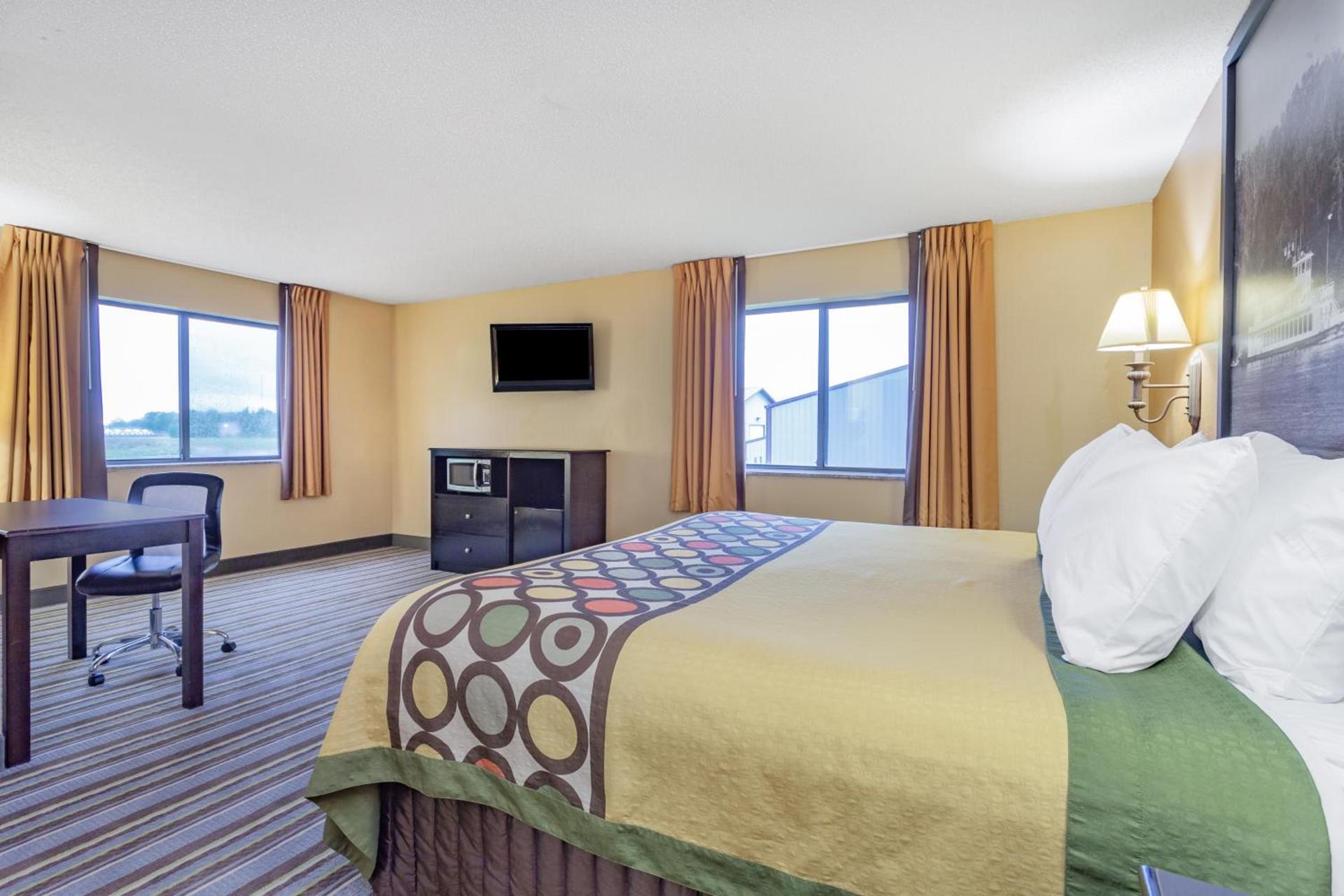 Super 8 by Wyndham Iowa Falls photo 29