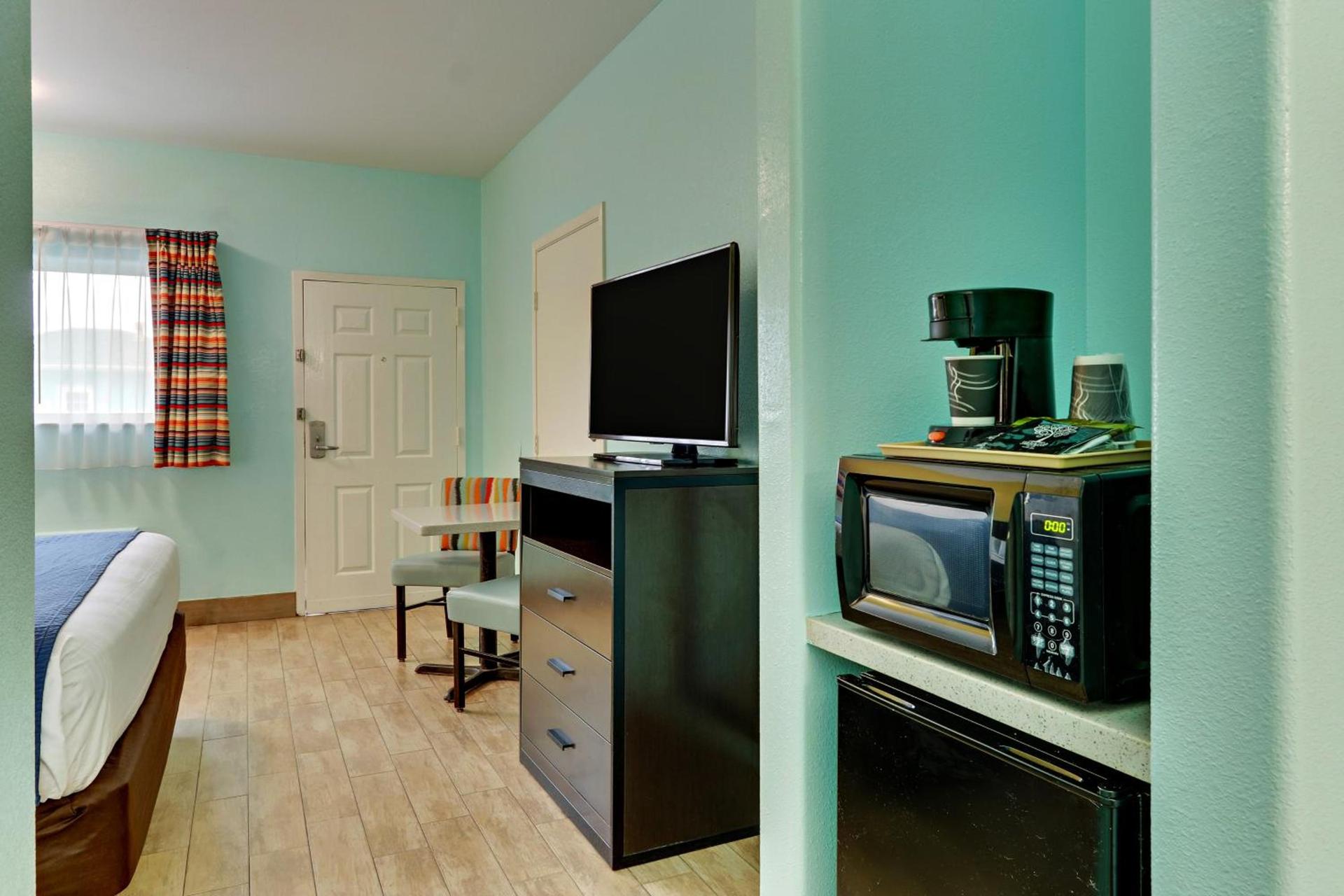 The Island Hotel Near Beach Port Aransas photo 7