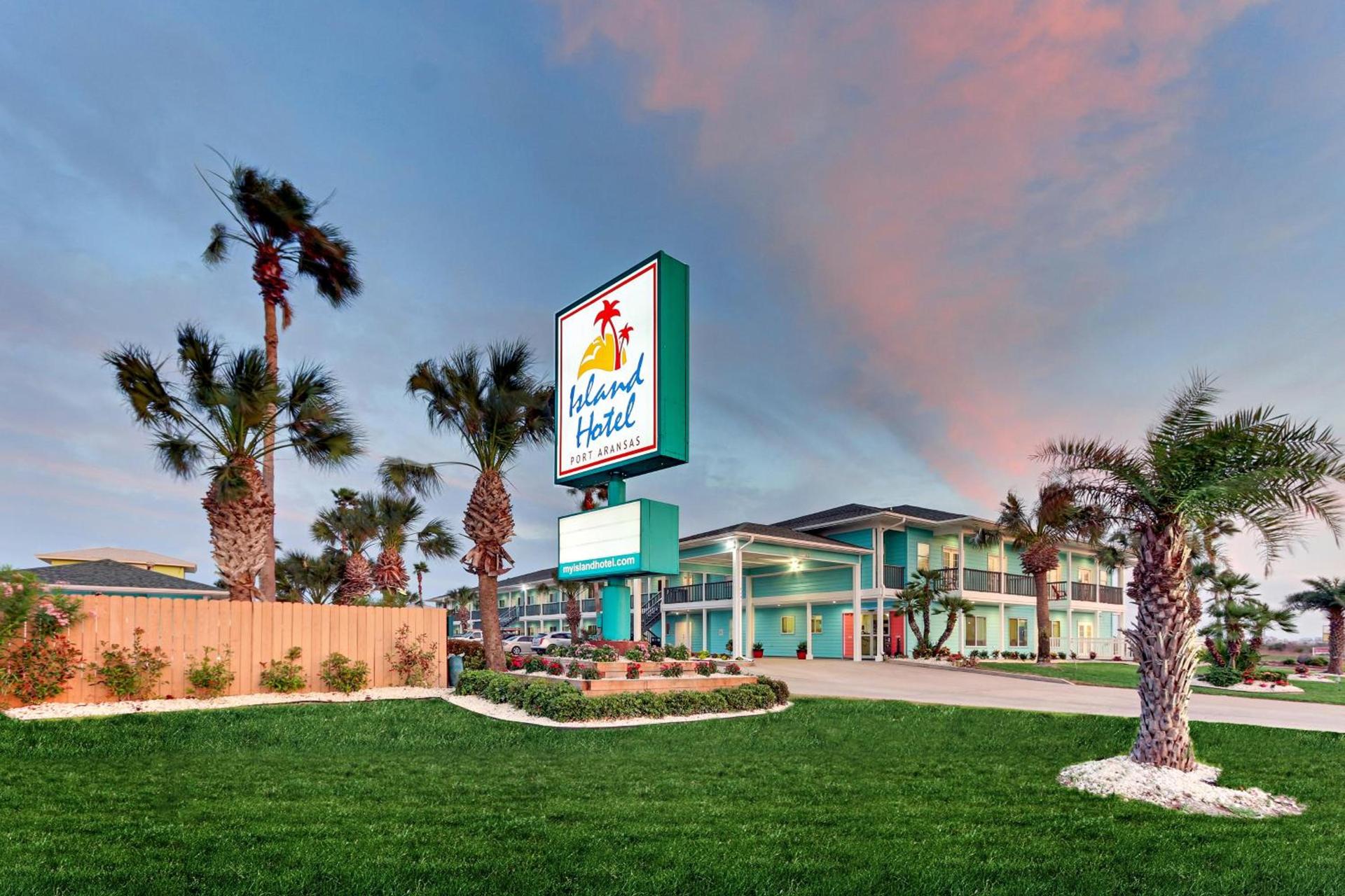 The Island Hotel Near Beach Port Aransas photo 38