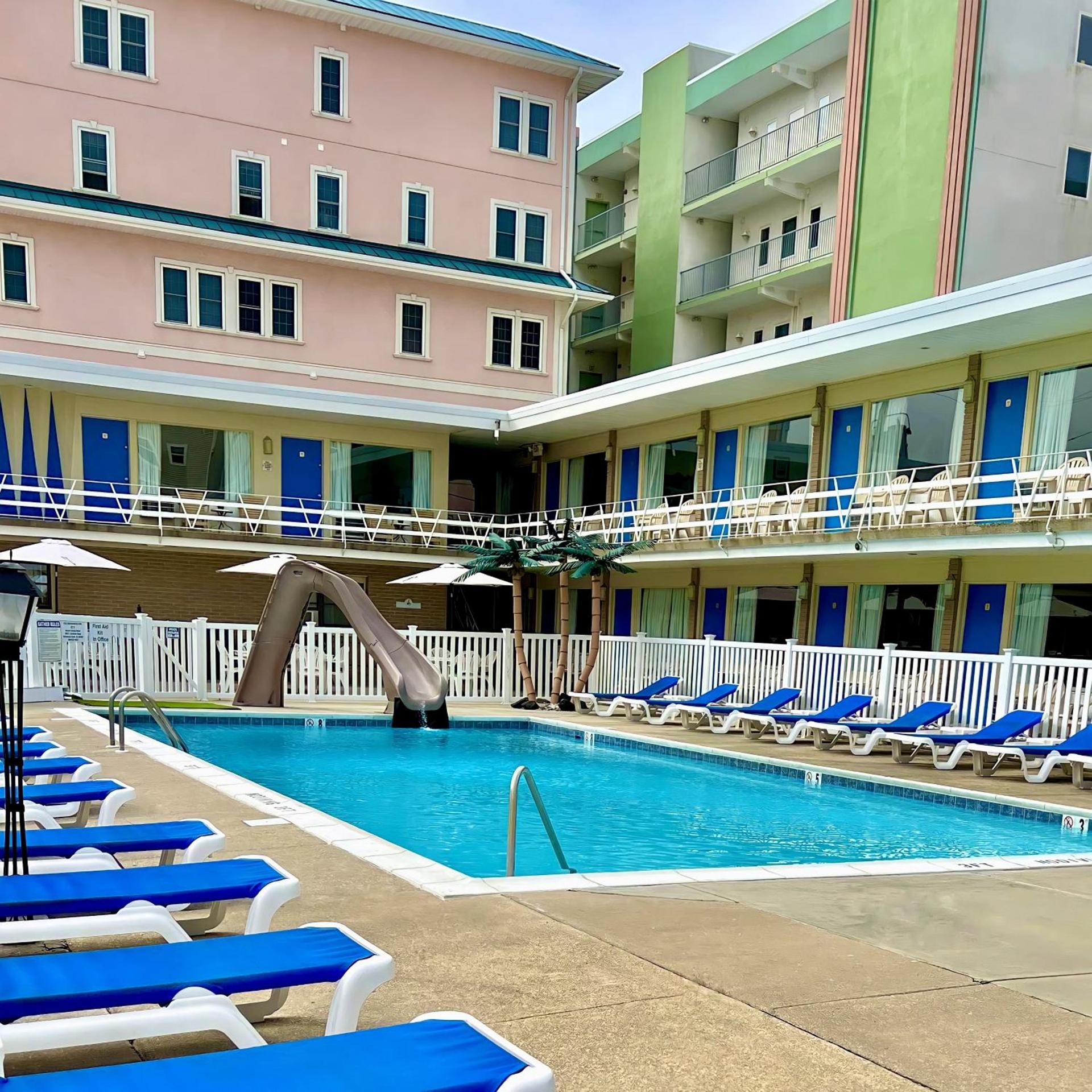 Beach Colony Motel photo 12